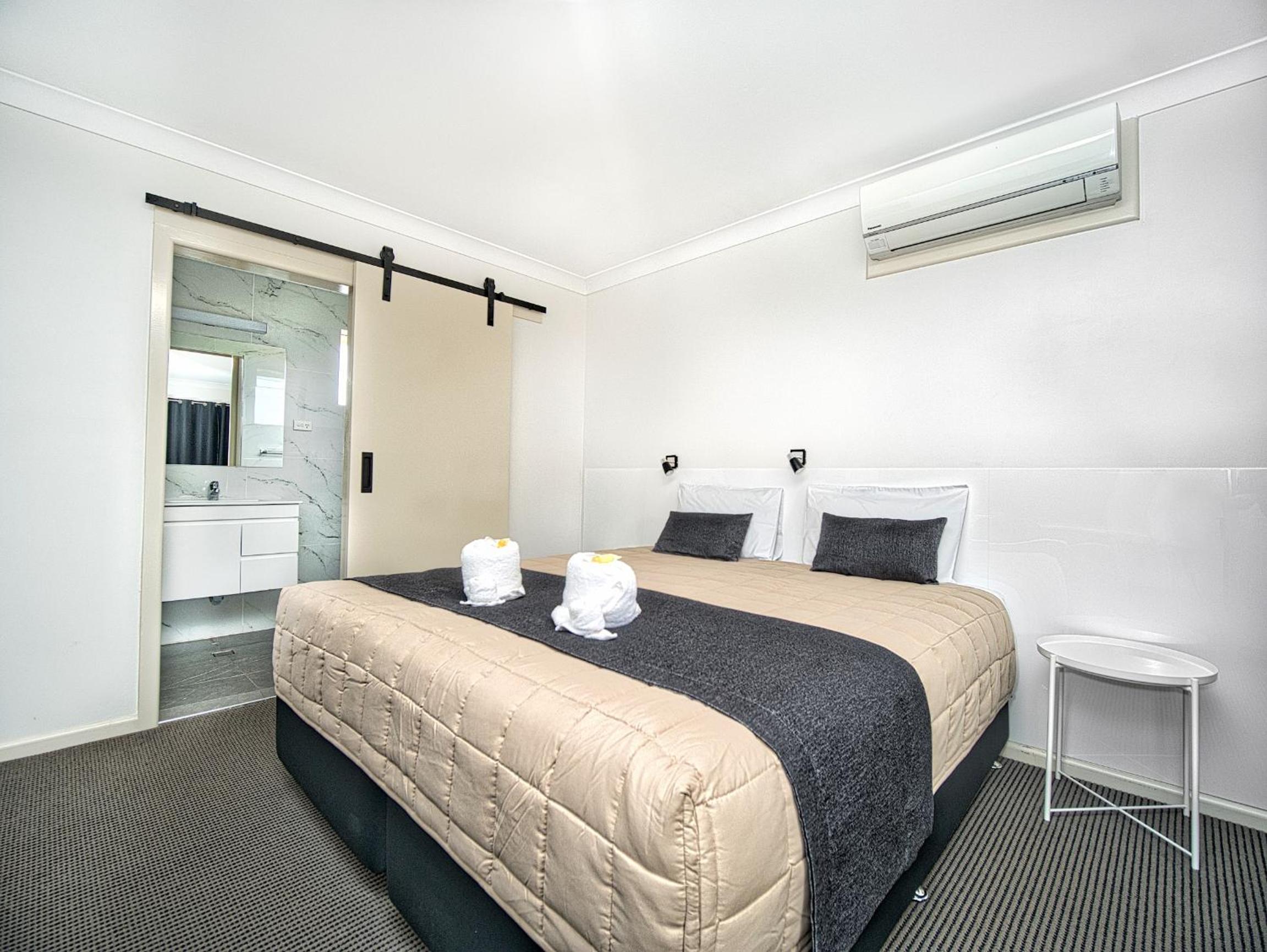 Queen Room - Photo 1
