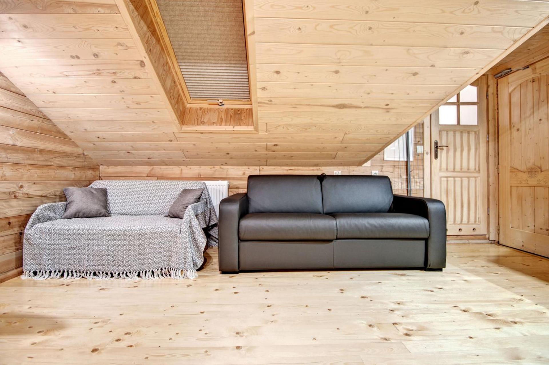 Studio Apartment - Photo 12