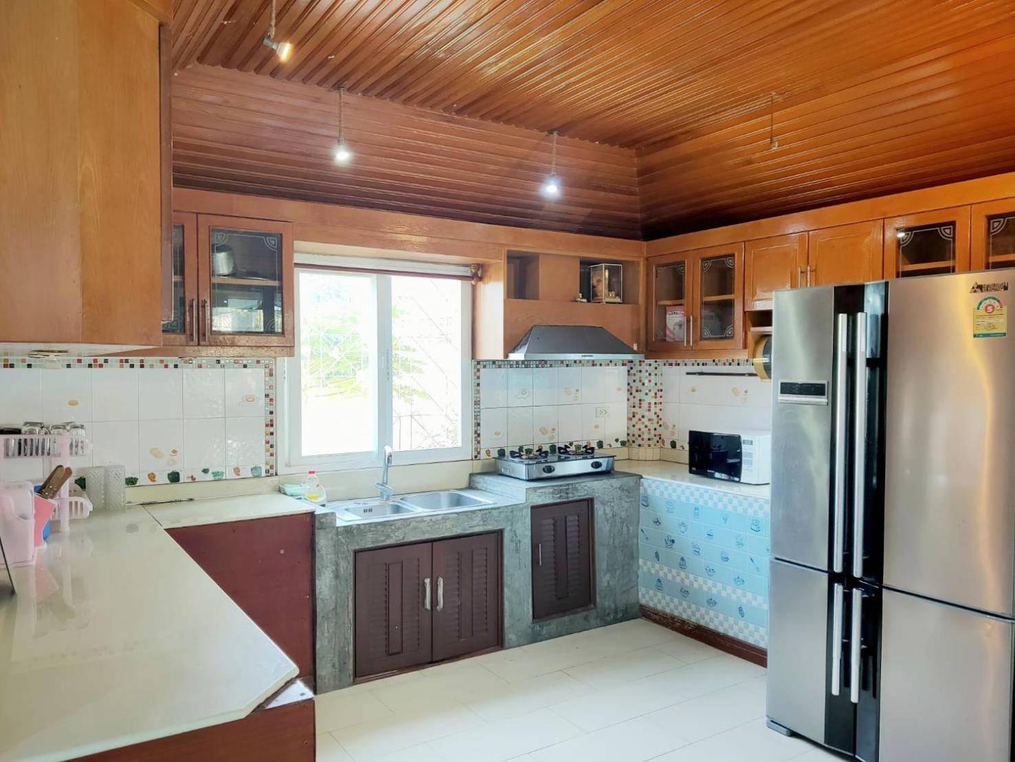 Villa with Private Pool - Photo 28