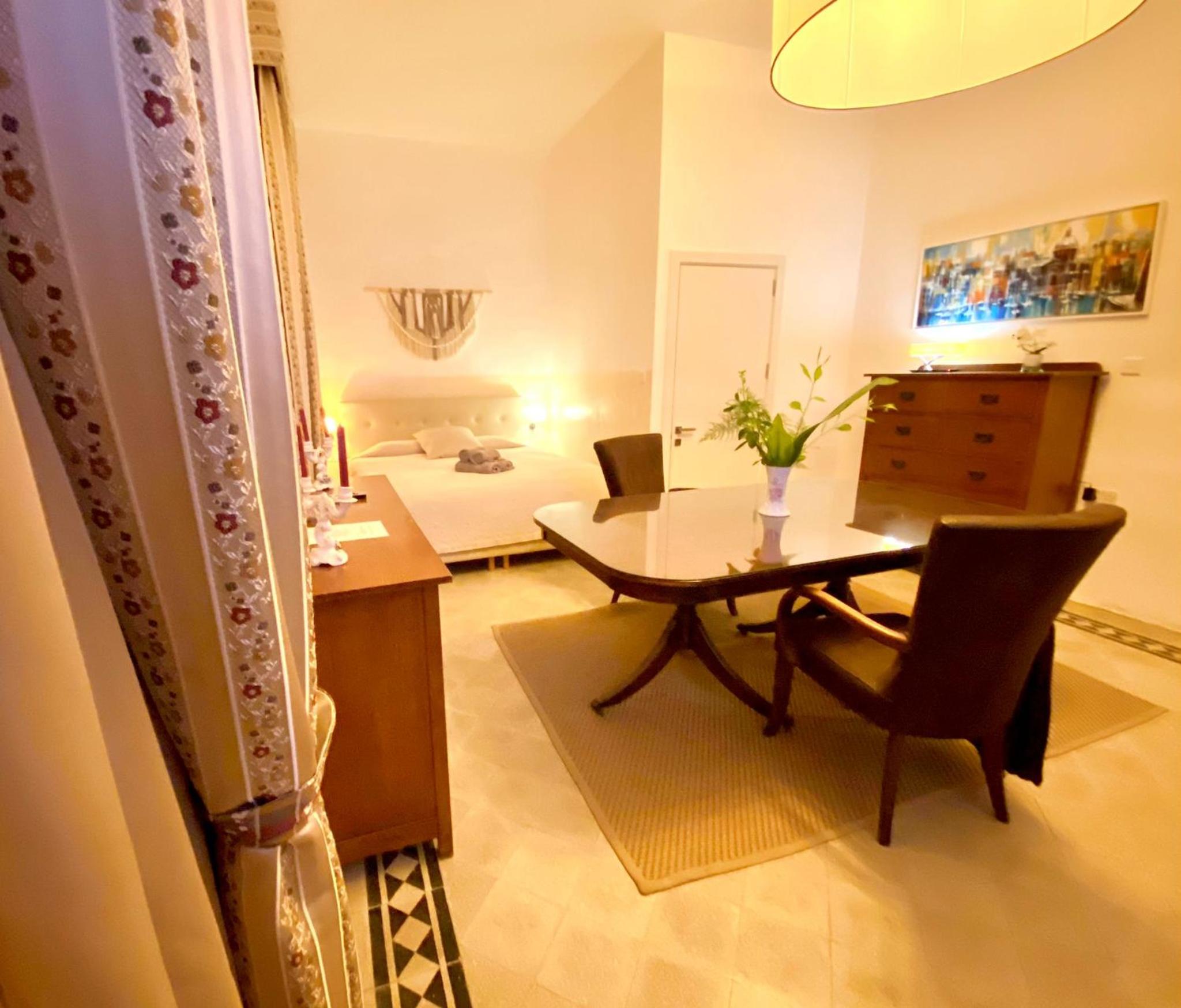 Executive King Room with Private bathroom  - Photo 1