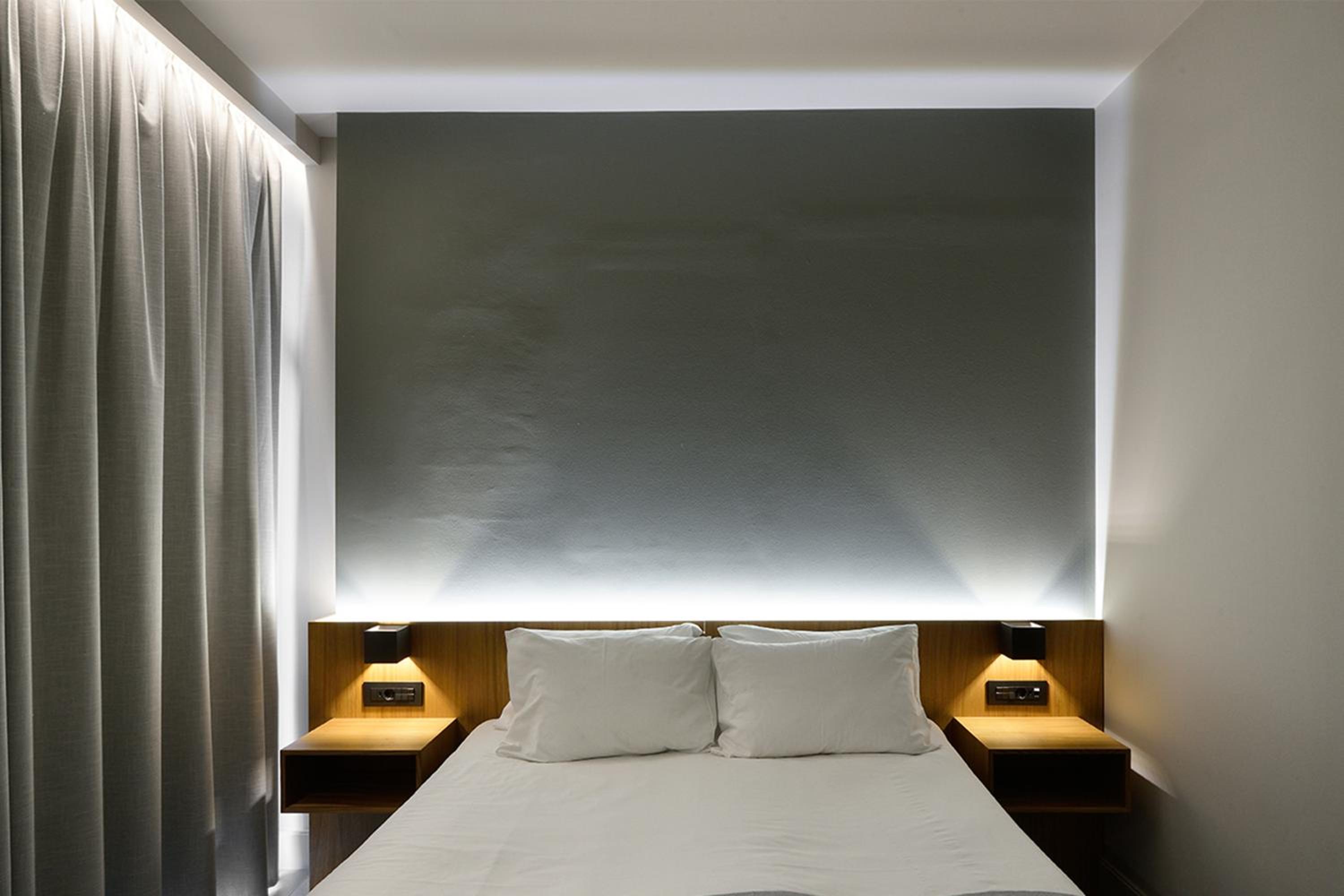 Double or Twin Room - Photo 3