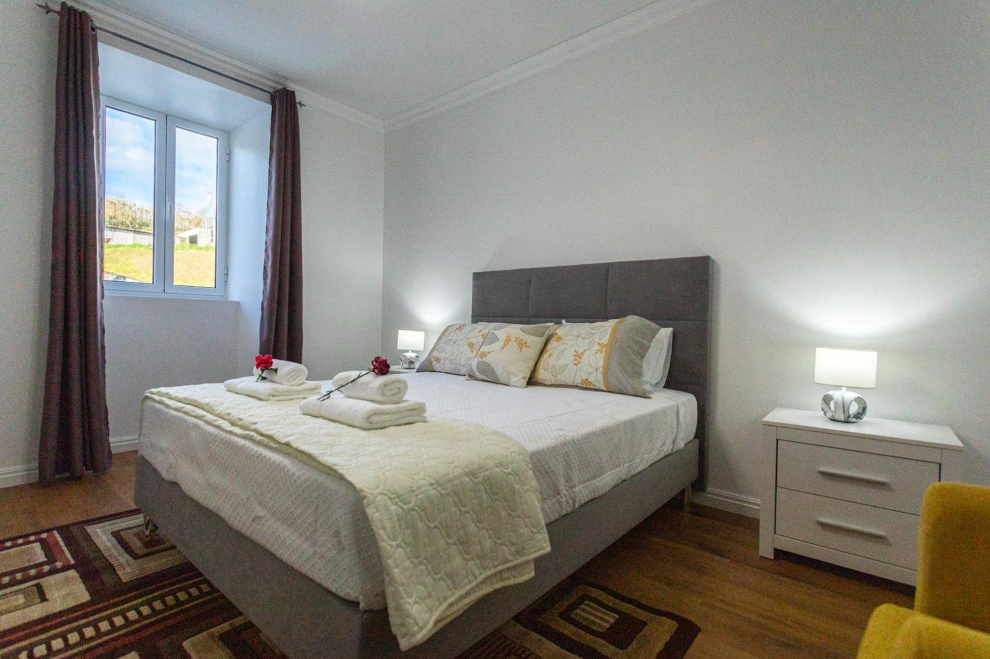 Two-Bedroom Deluxe Apartment with Ocean View photo 2
