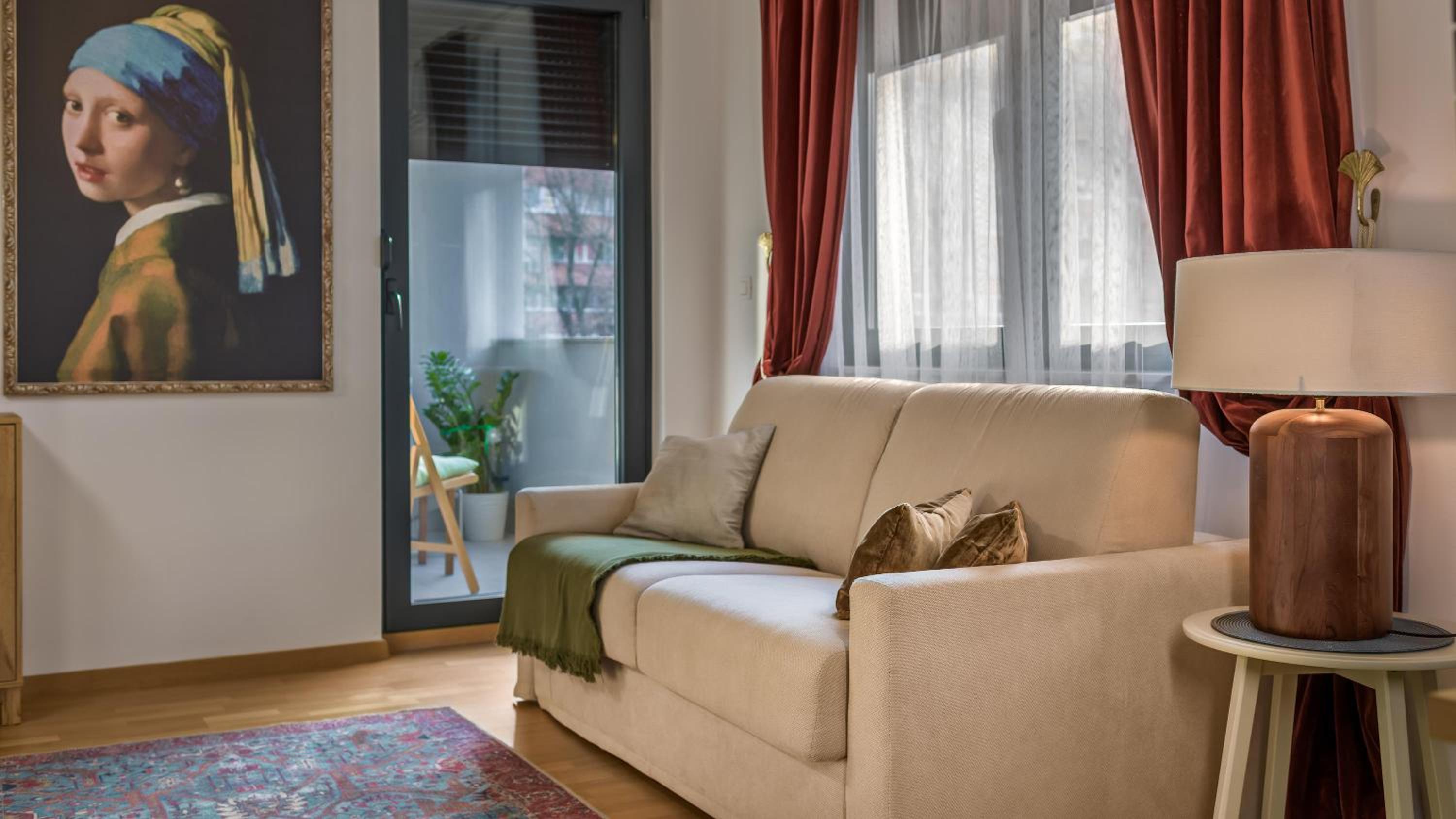 One-Bedroom Apartment - Photo 12