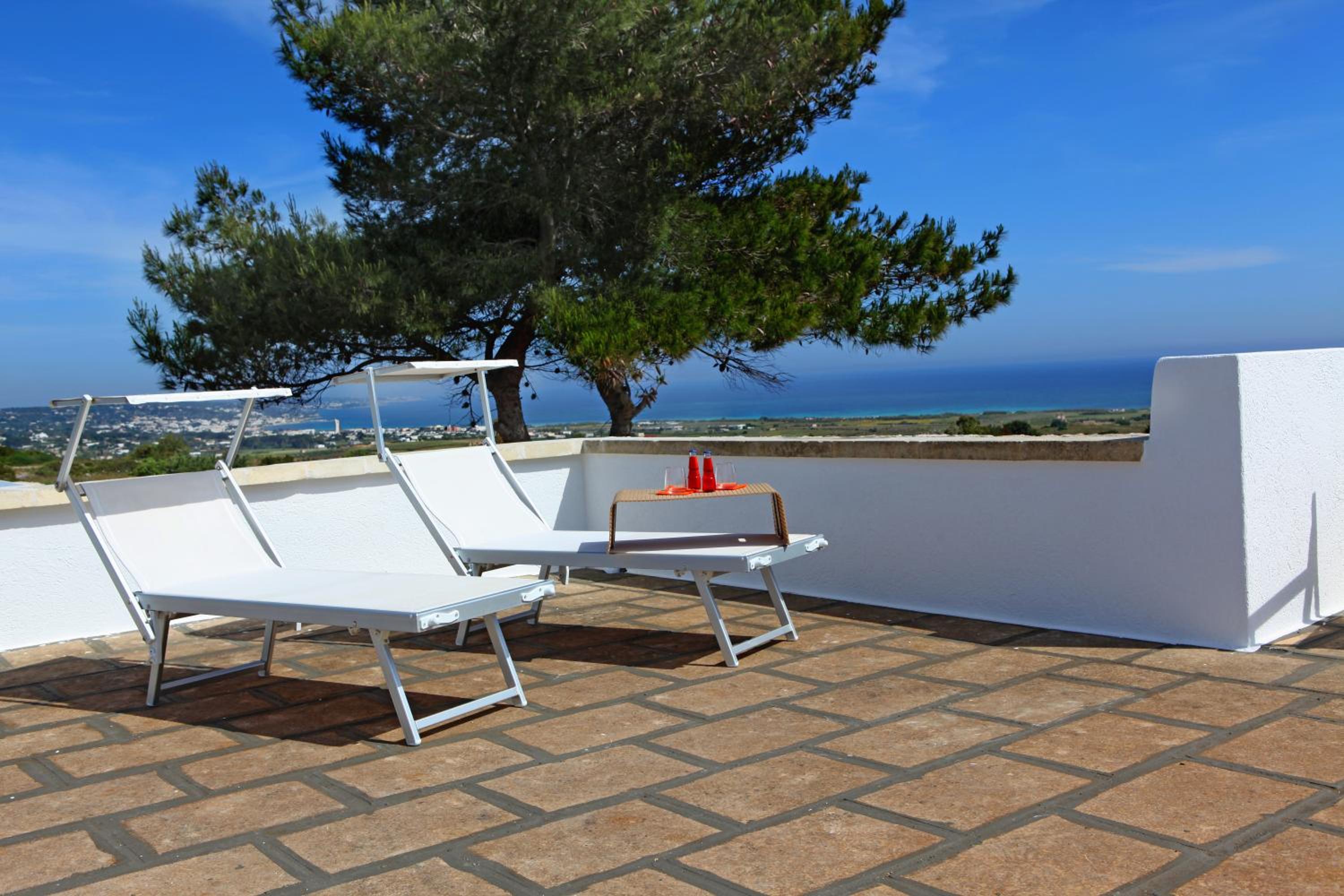 Deluxe Villa photo 2