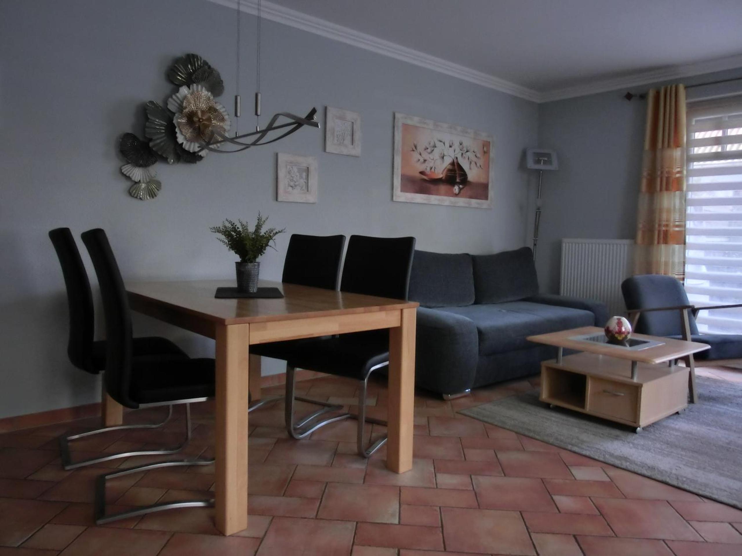 Apartment with Terrace photo 3