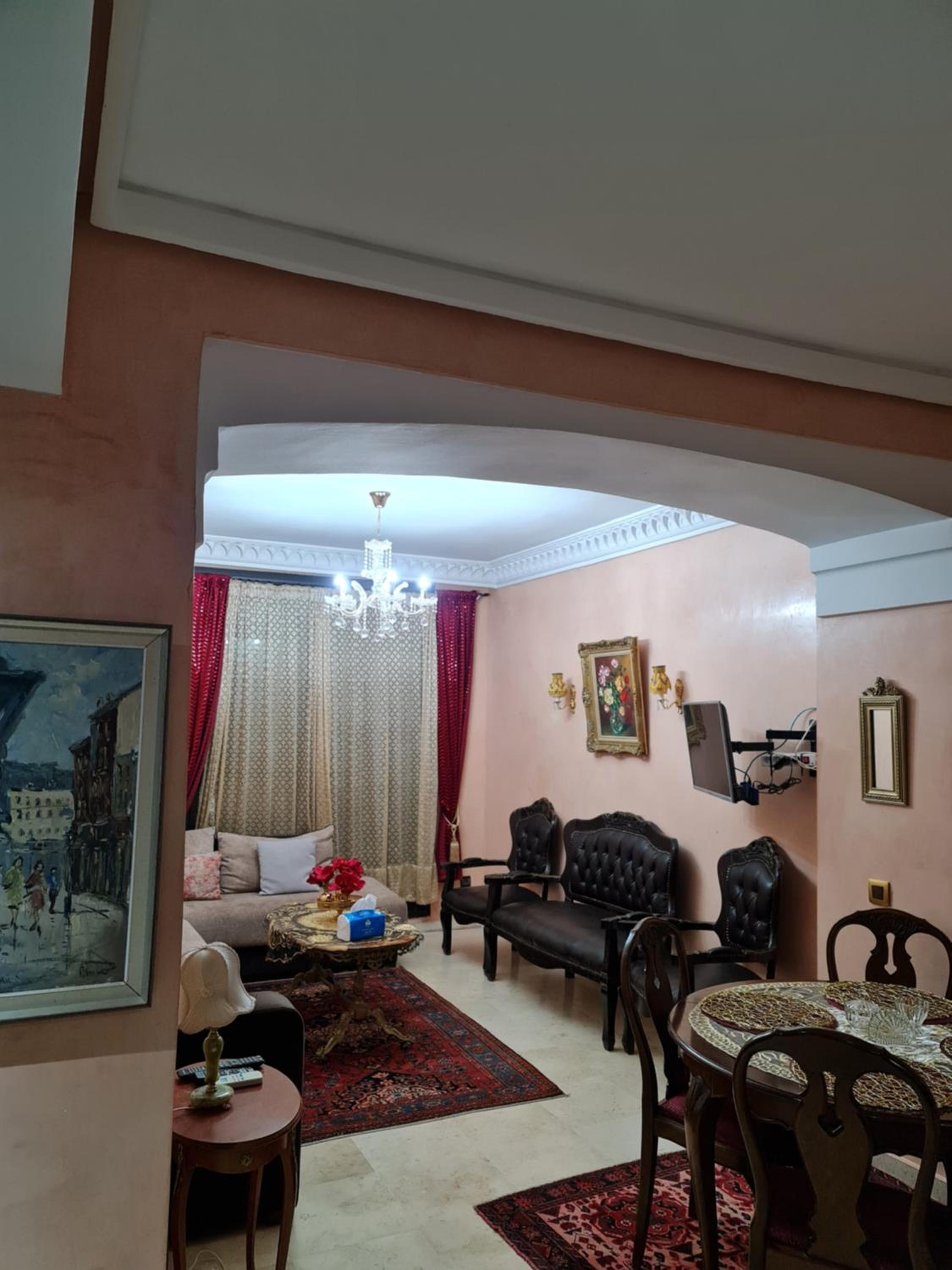 One-Bedroom Apartment - Photo 5