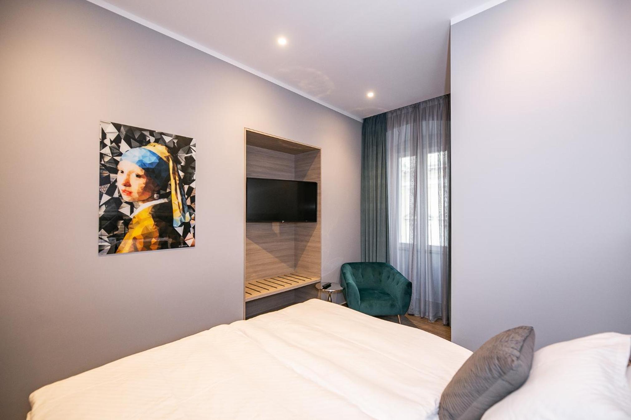 Standard Double Room - Photo 1