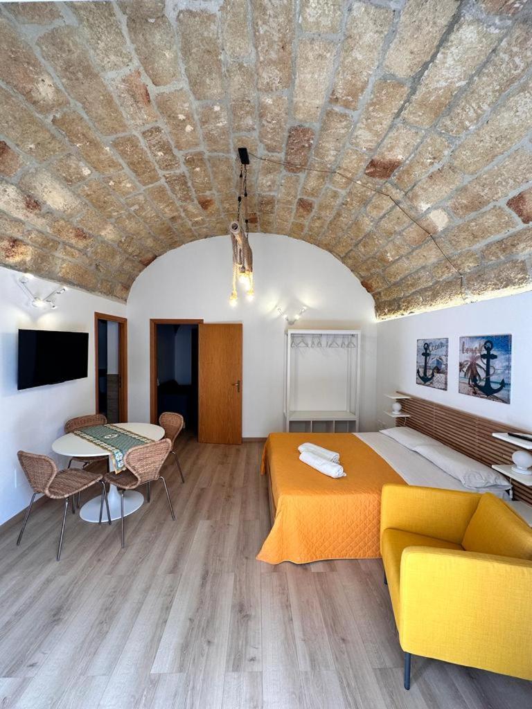 Apartment - Ground Floor photo 2