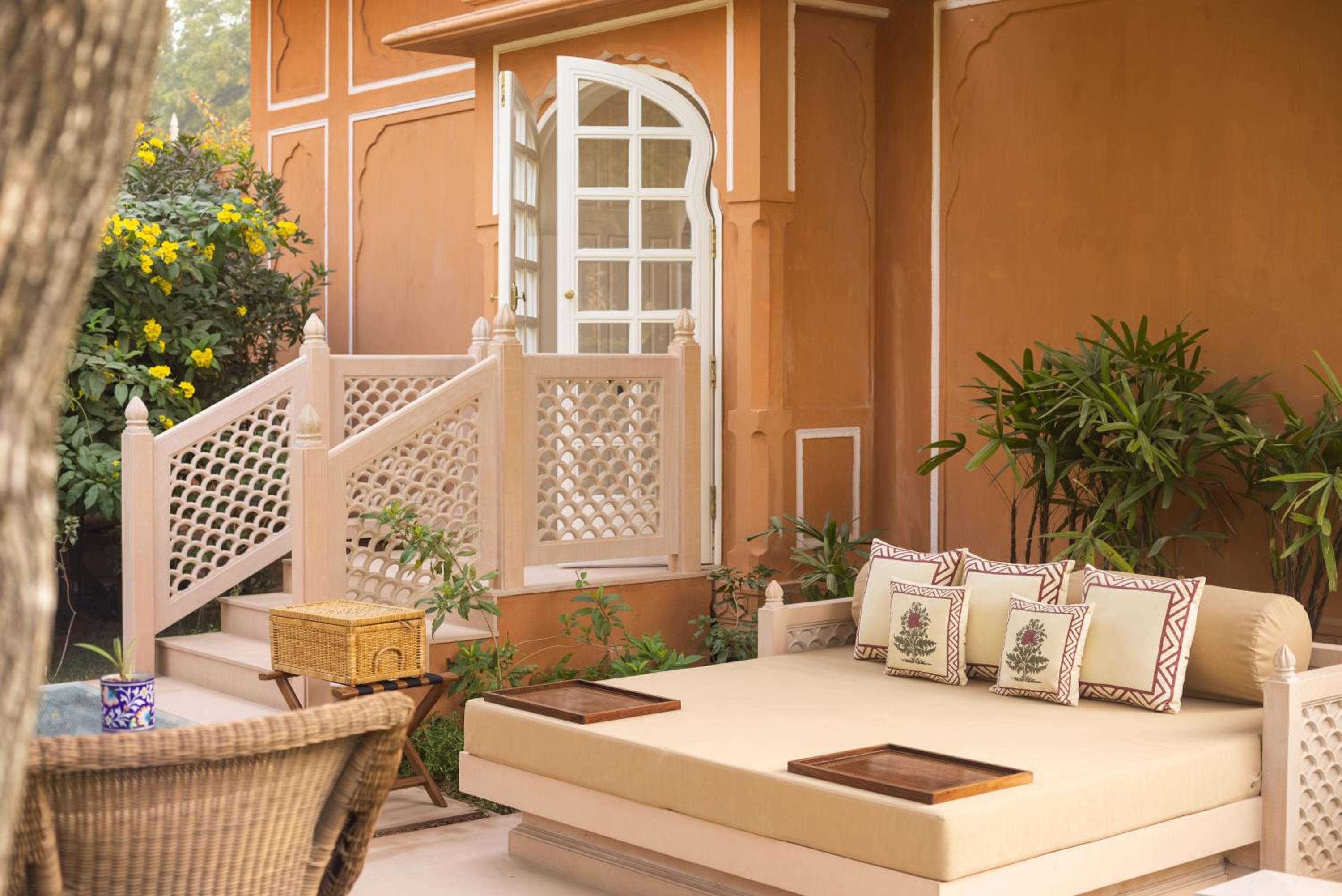 Premier Room with Private Garden, Twin Bed photo 3