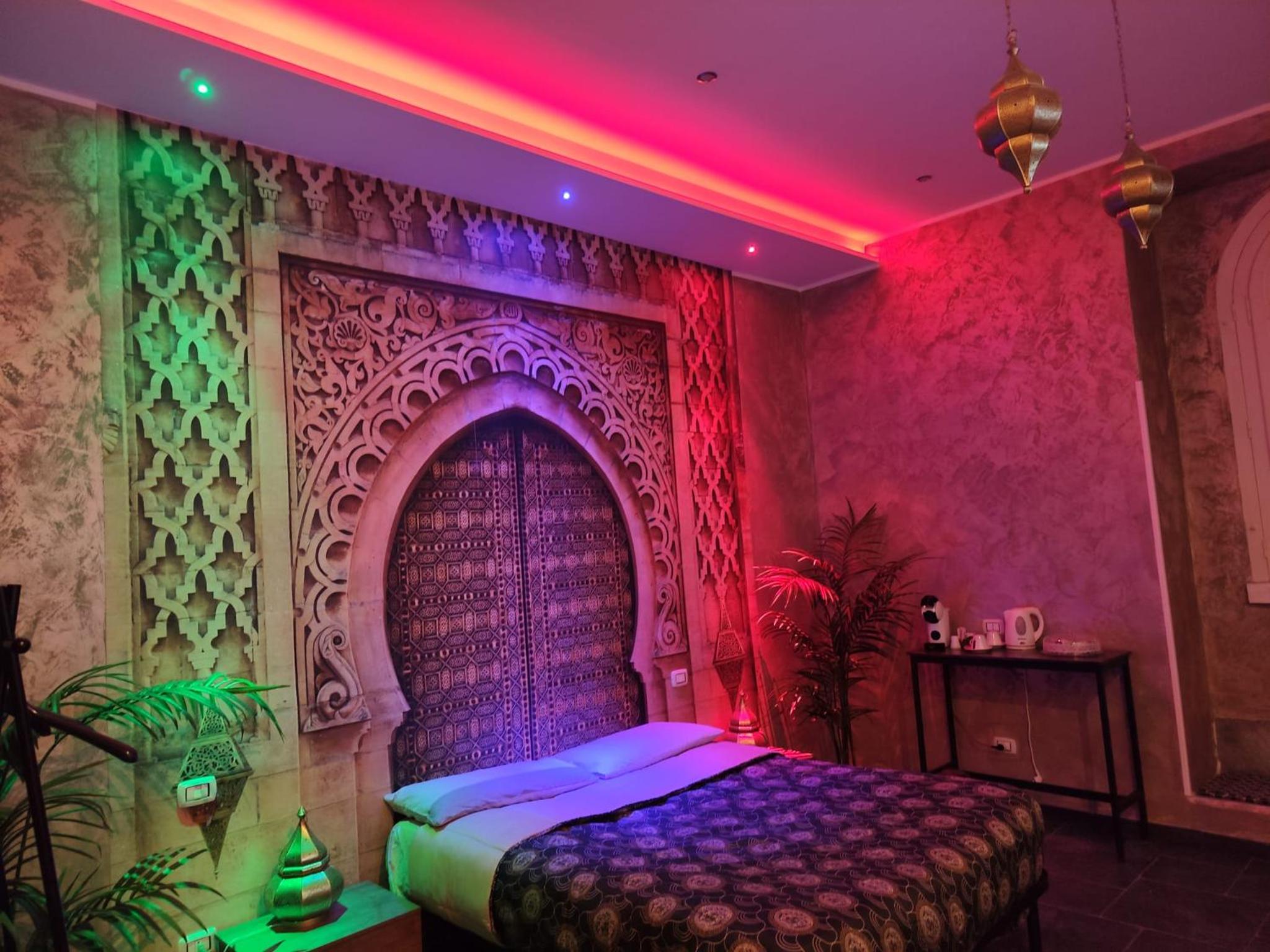 Queen Room with Spa Bath