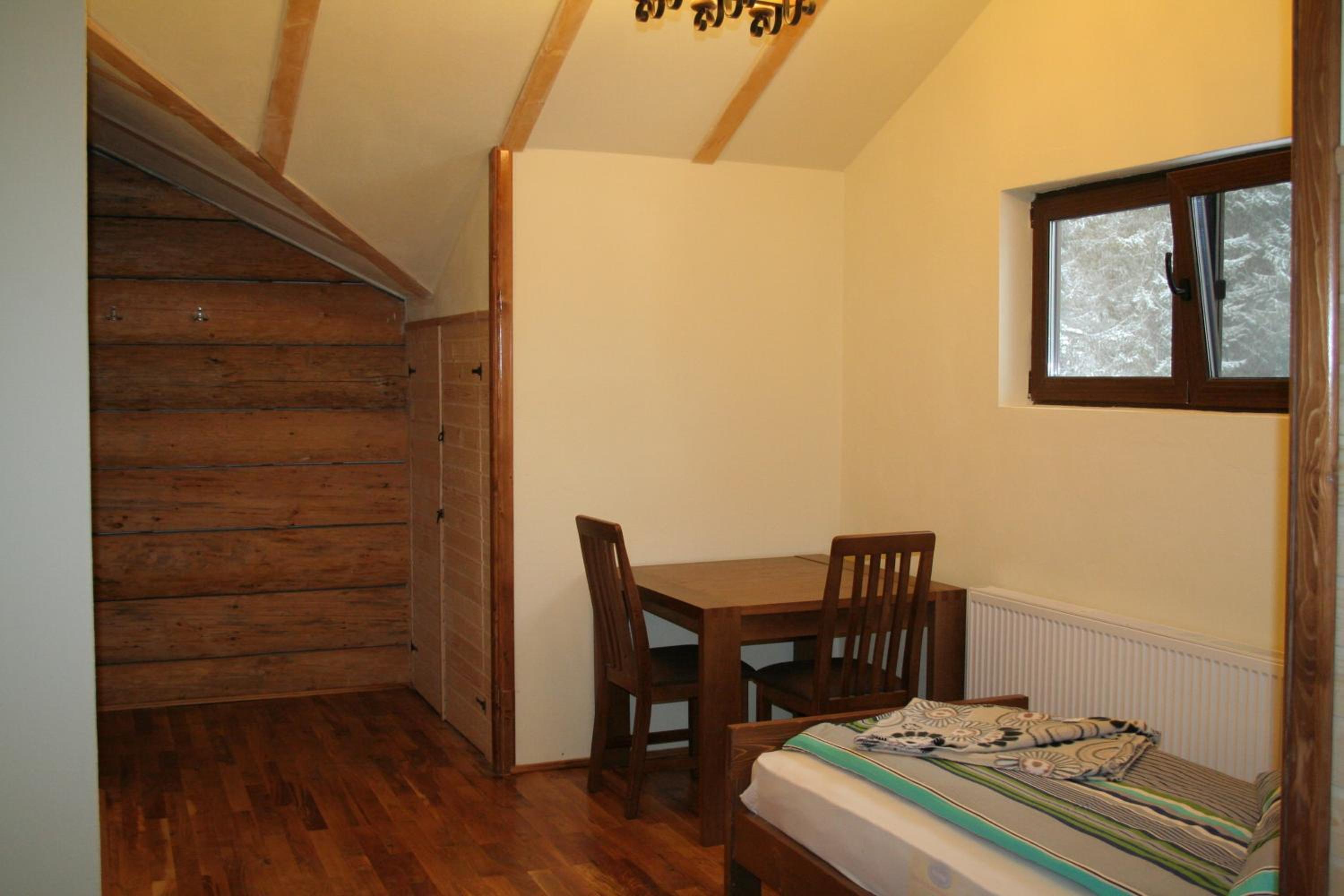 Family Room - Photo 3