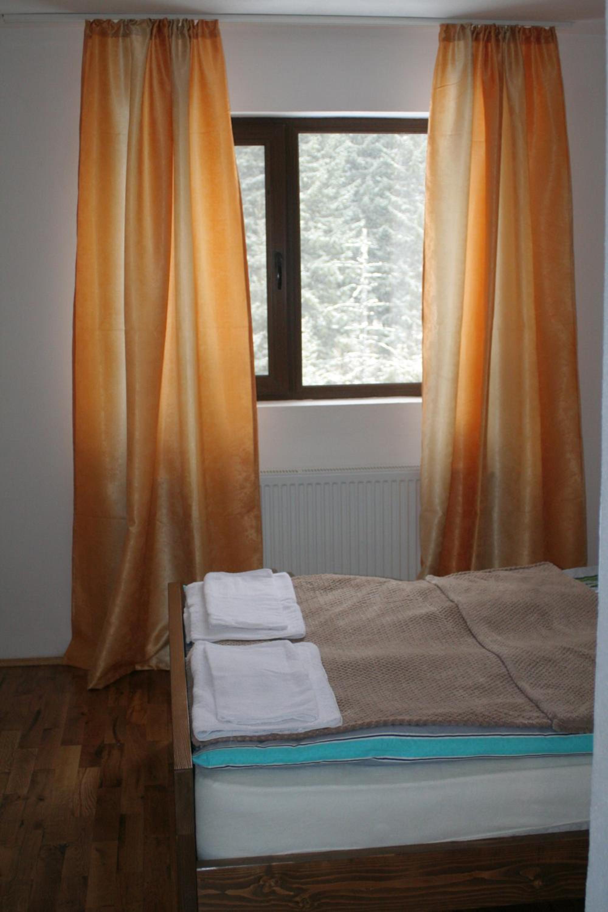 Double Room - Photo 11