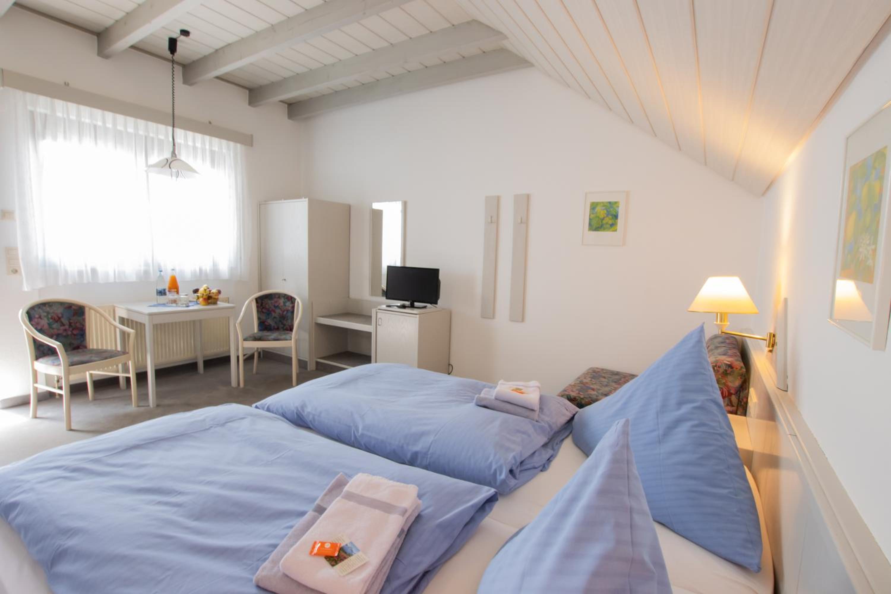 Standard Double Room - Photo 1
