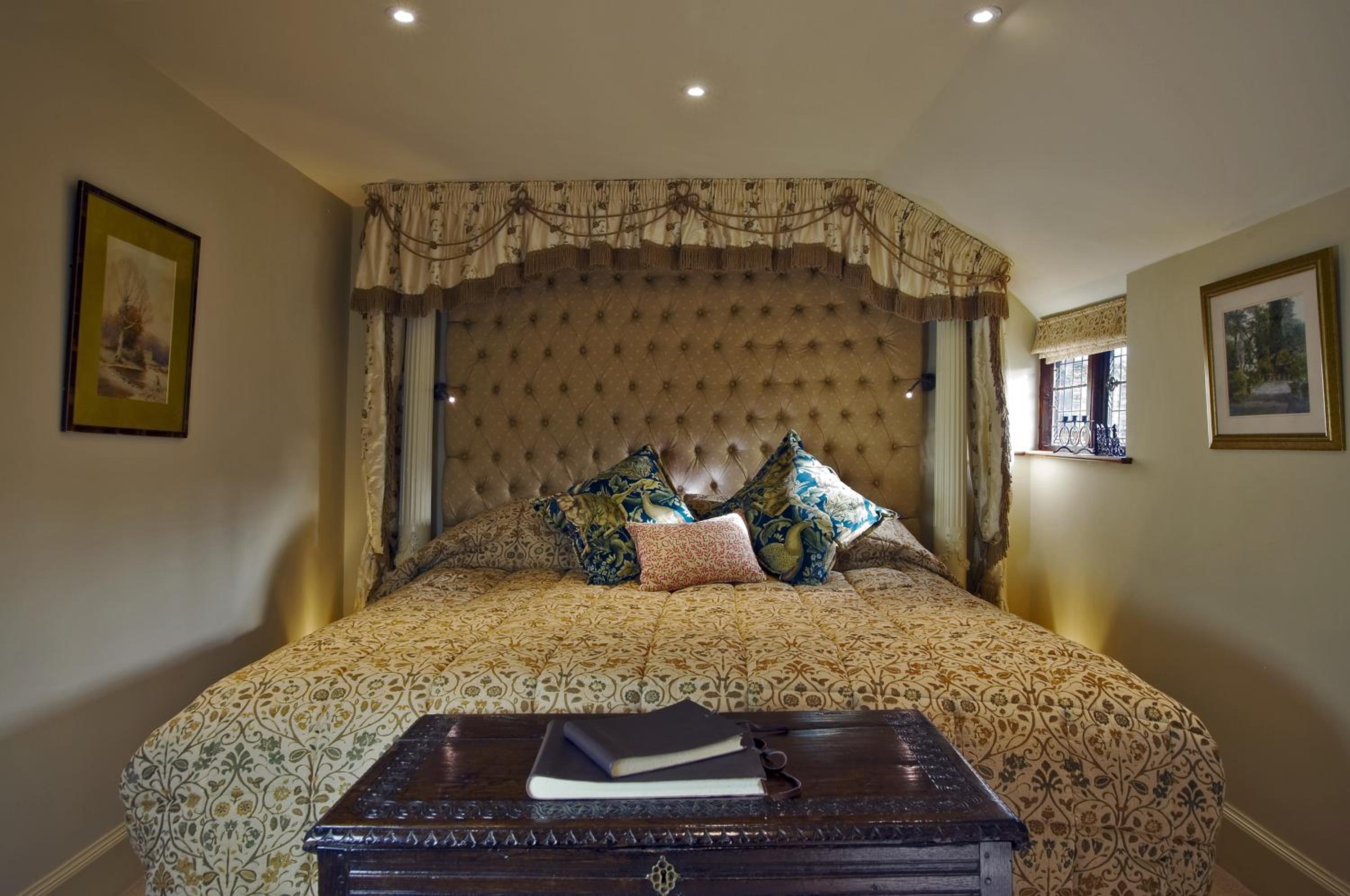 Suite - Anne Boleyn Wing photo 1