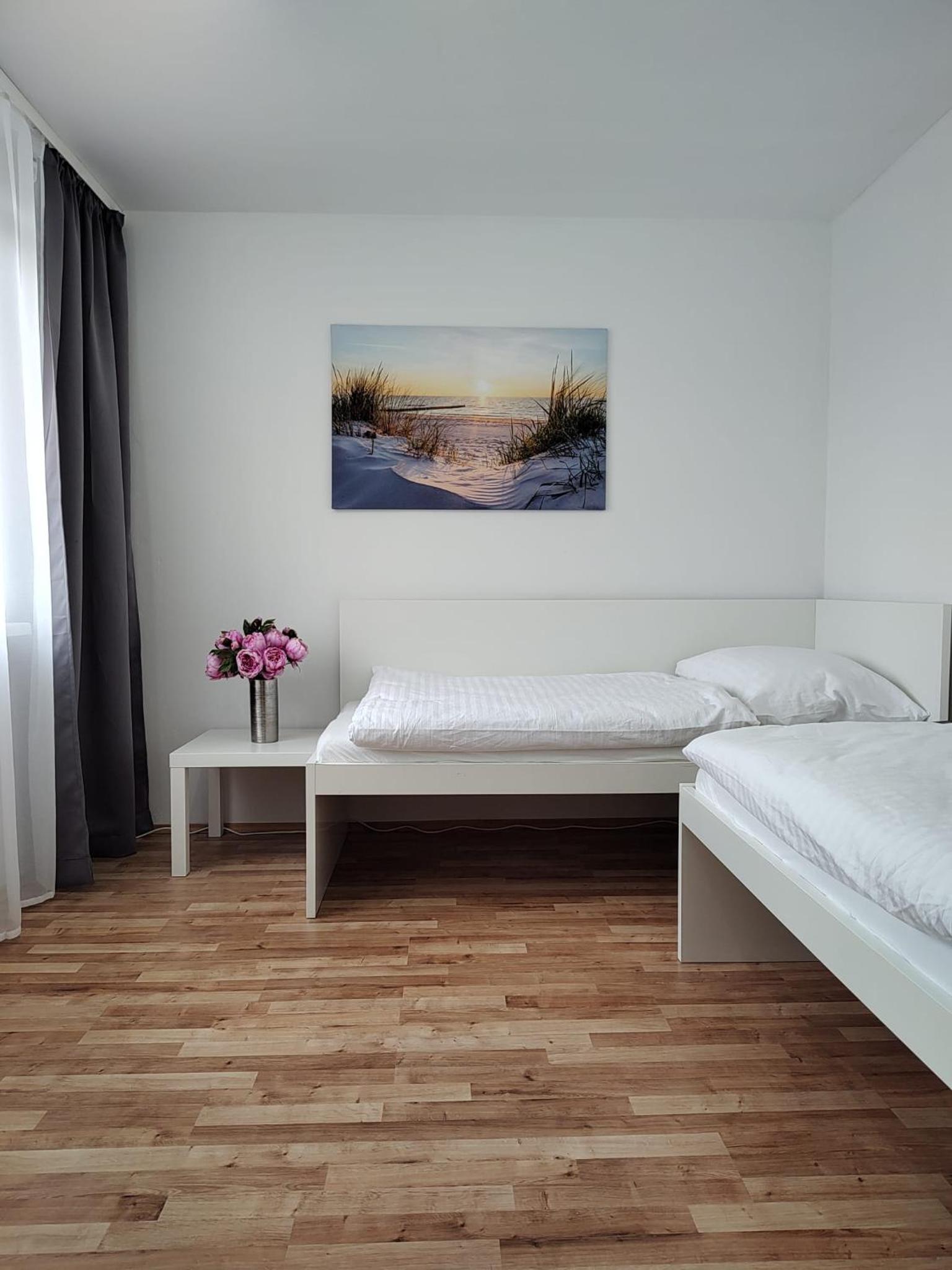 Two-Bedroom Apartment - Photo 4