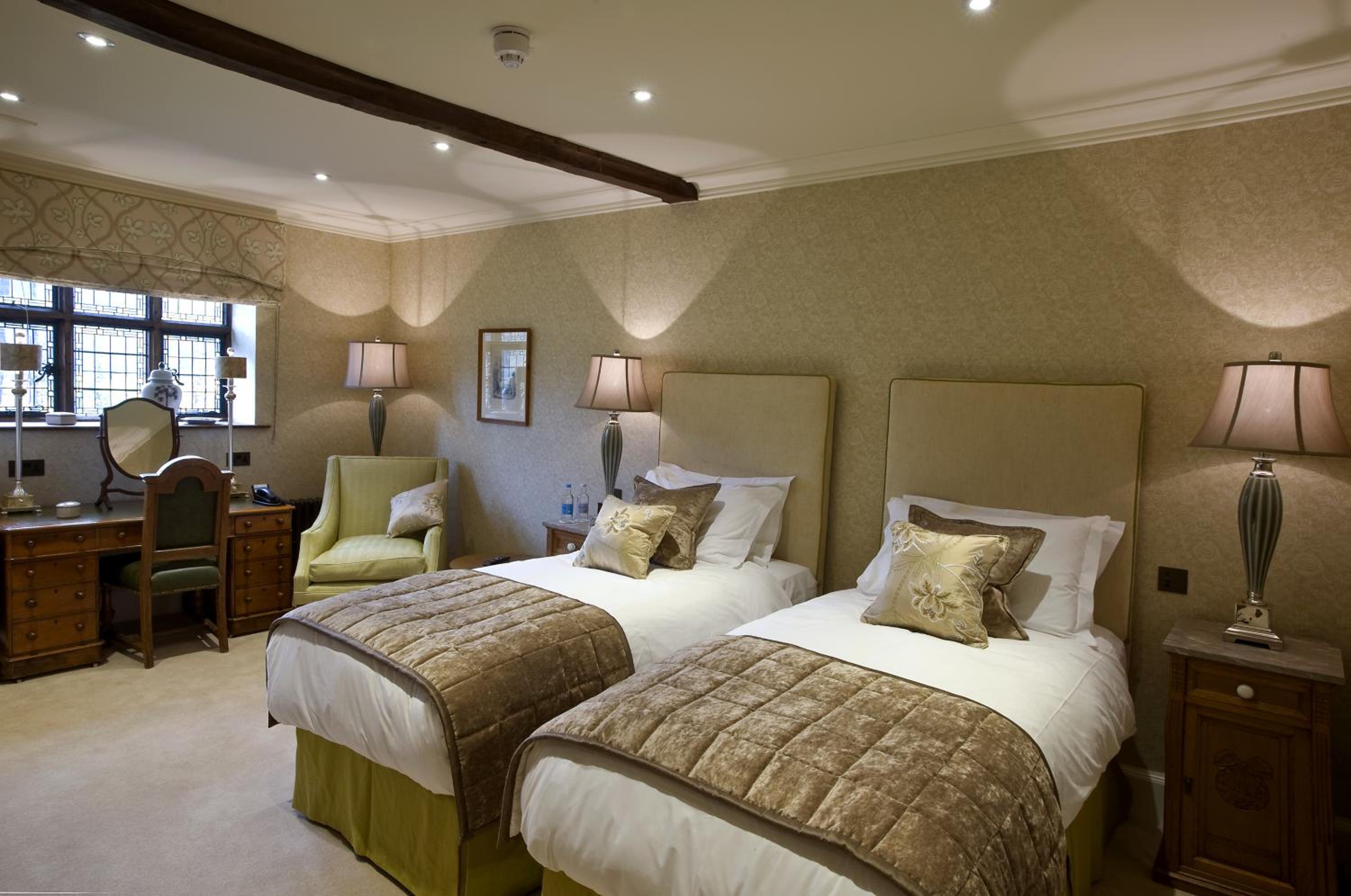 Deluxe Twin Room - Anne Boleyn Wing