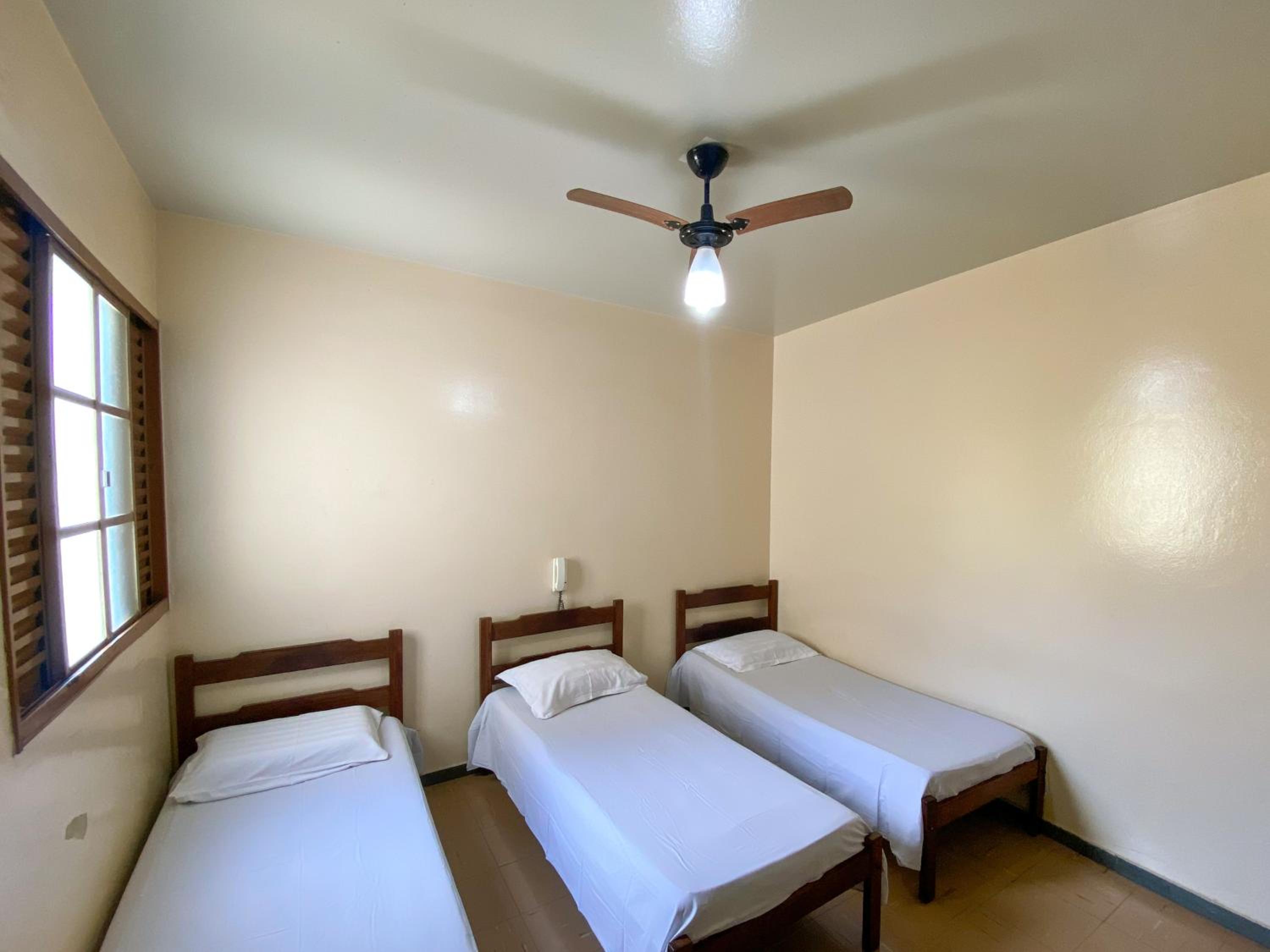 Triple Room With Shared Bathroom photo 1
