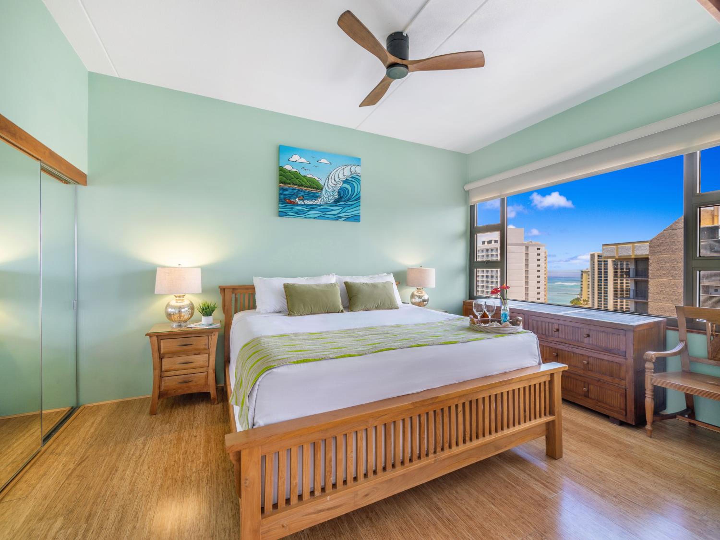Penthouse with fabulous ocean views & beach access: Apartment with Sea View photo