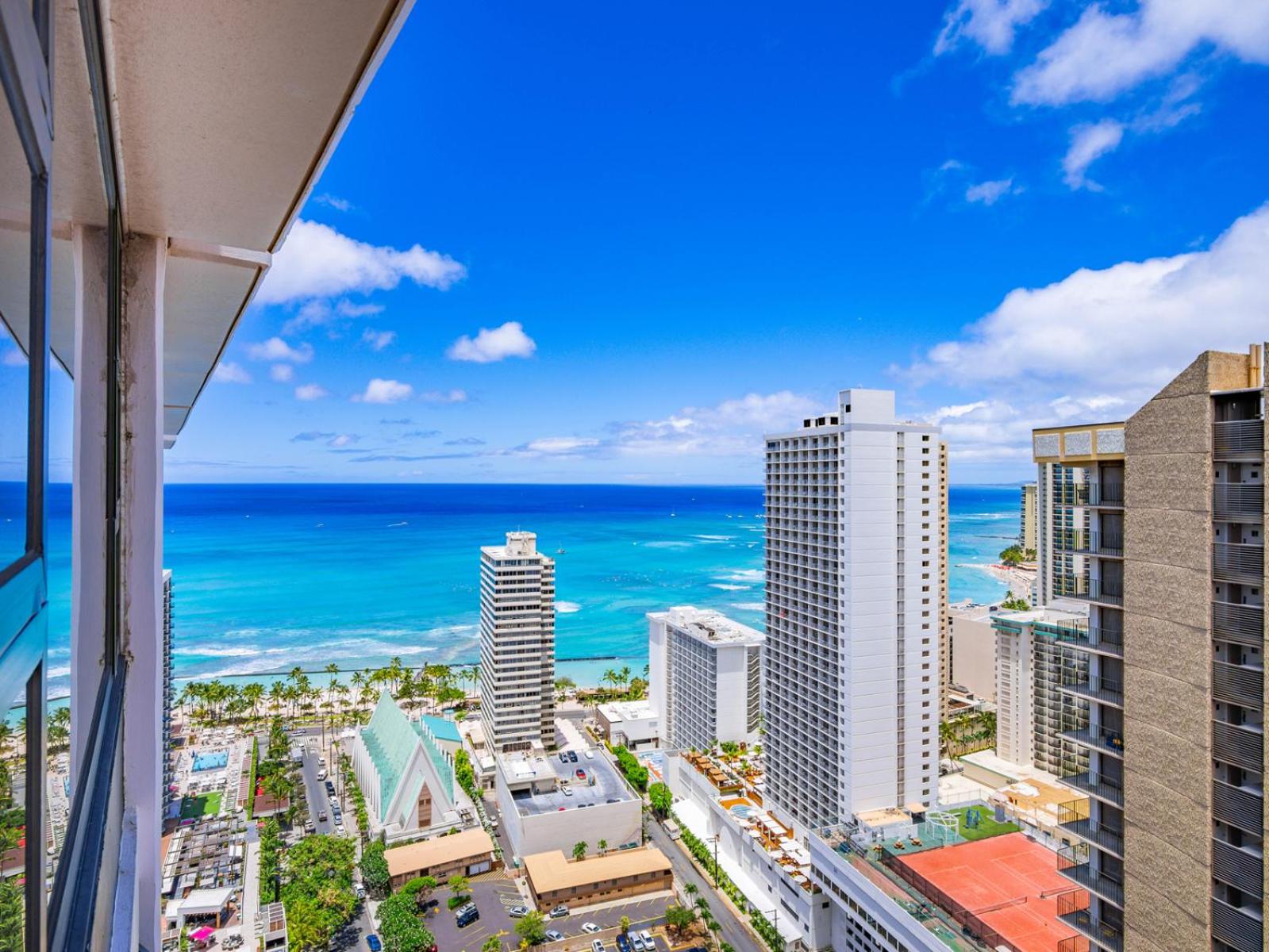 Penthouse with fabulous ocean views & beach access: Apartment with Sea View photo