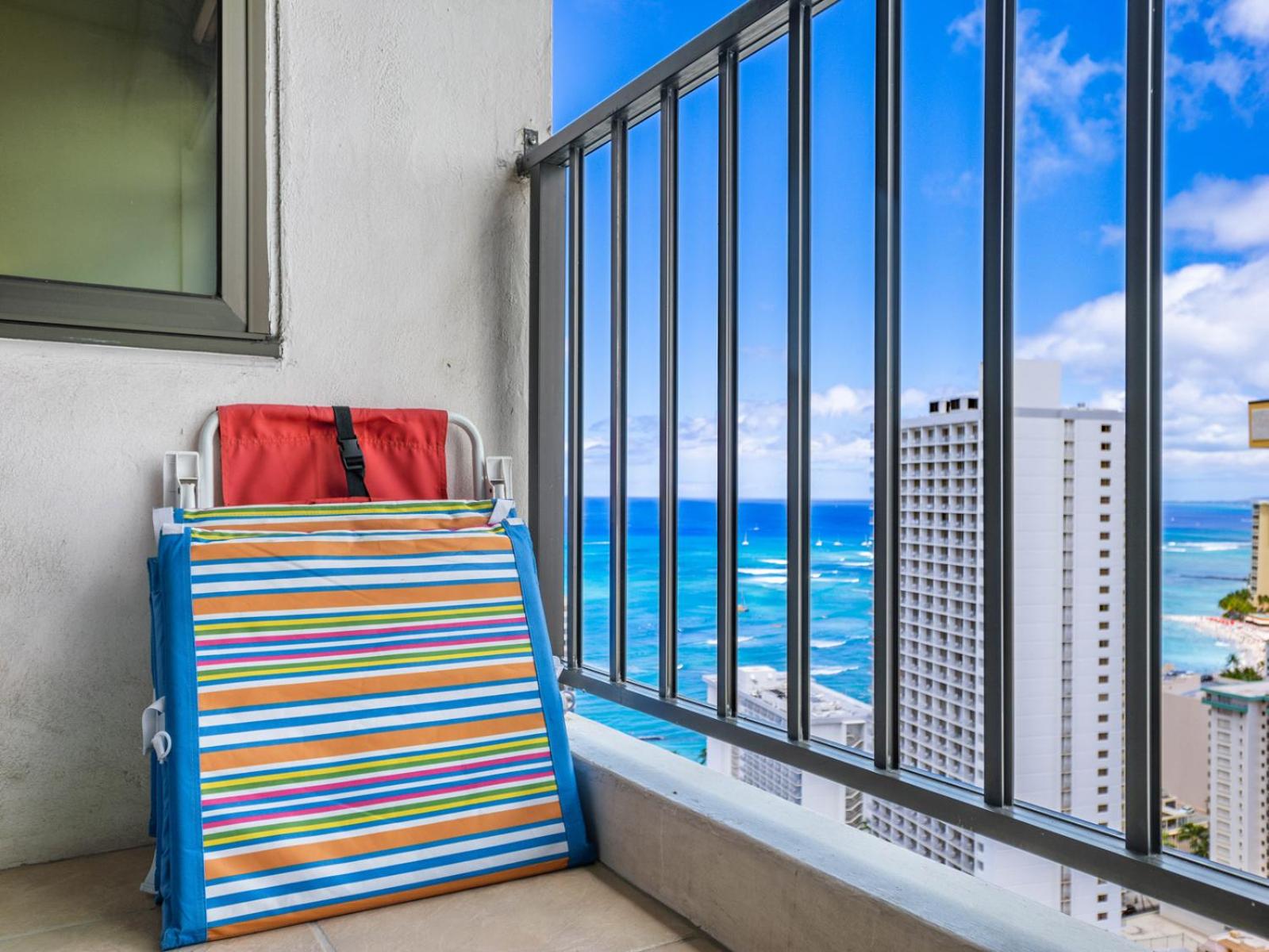 Penthouse with fabulous ocean views & beach access: Apartment with Sea View photo