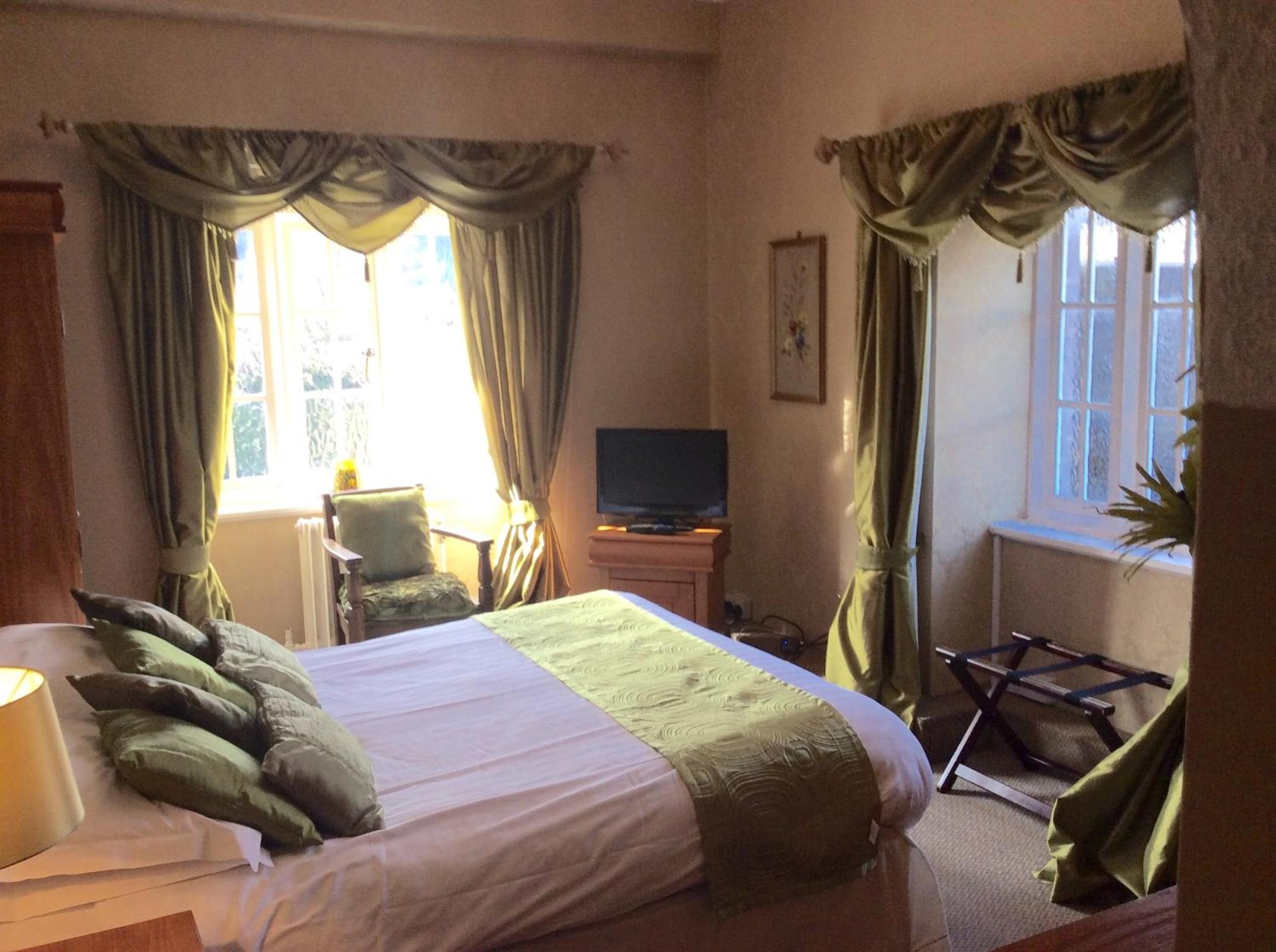 Classic Double Room with Bath photo 2