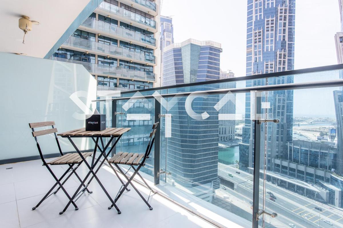 Studio Apartment photo 2