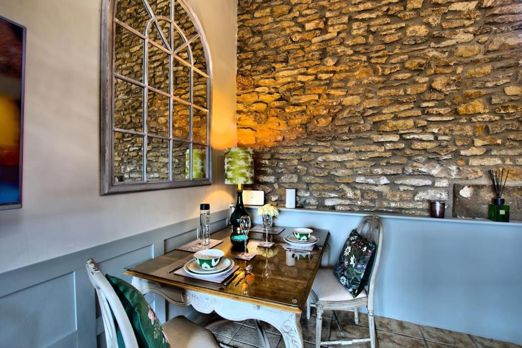 One-Bedroom House photo 2