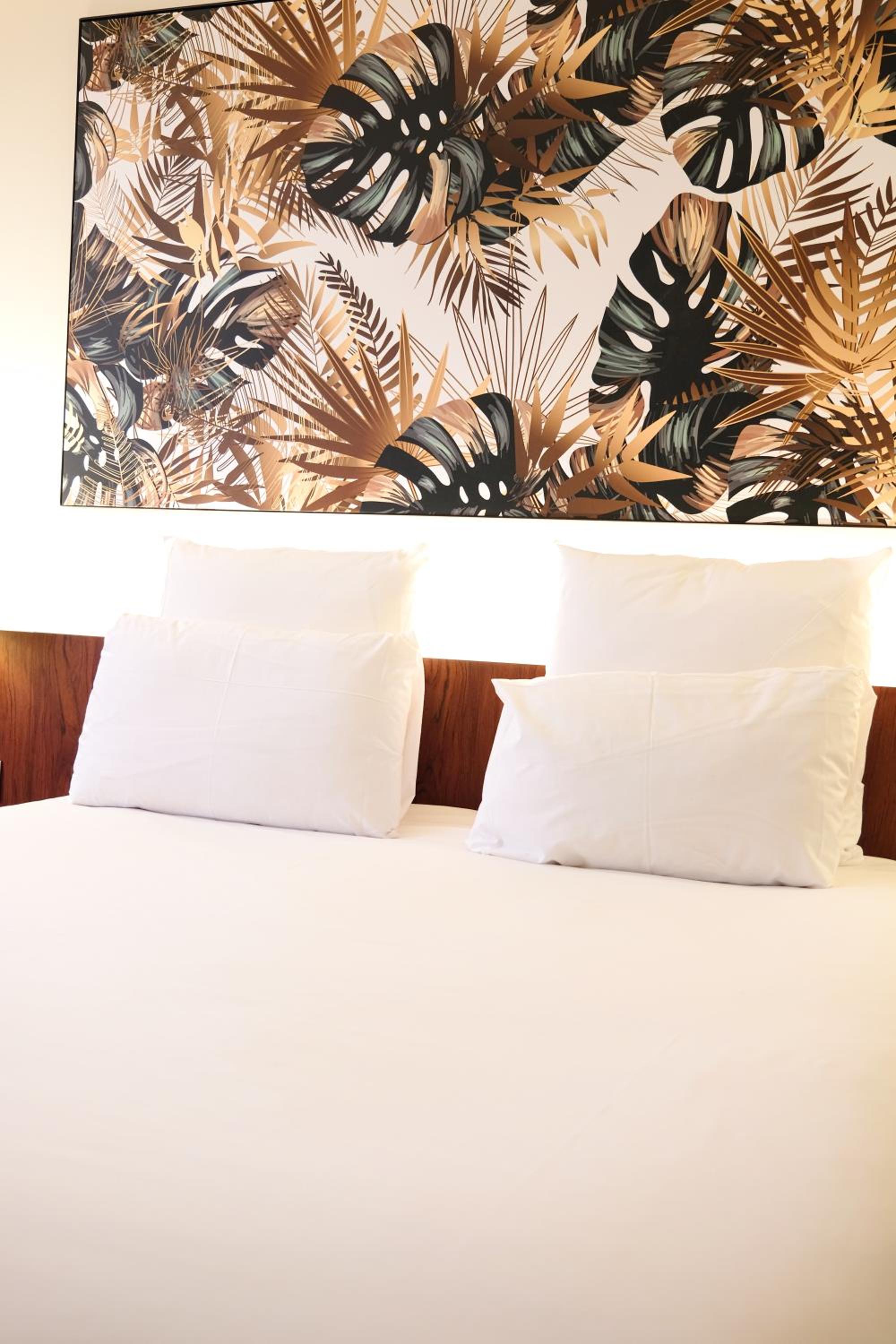 Standard Double Room - Photo 3