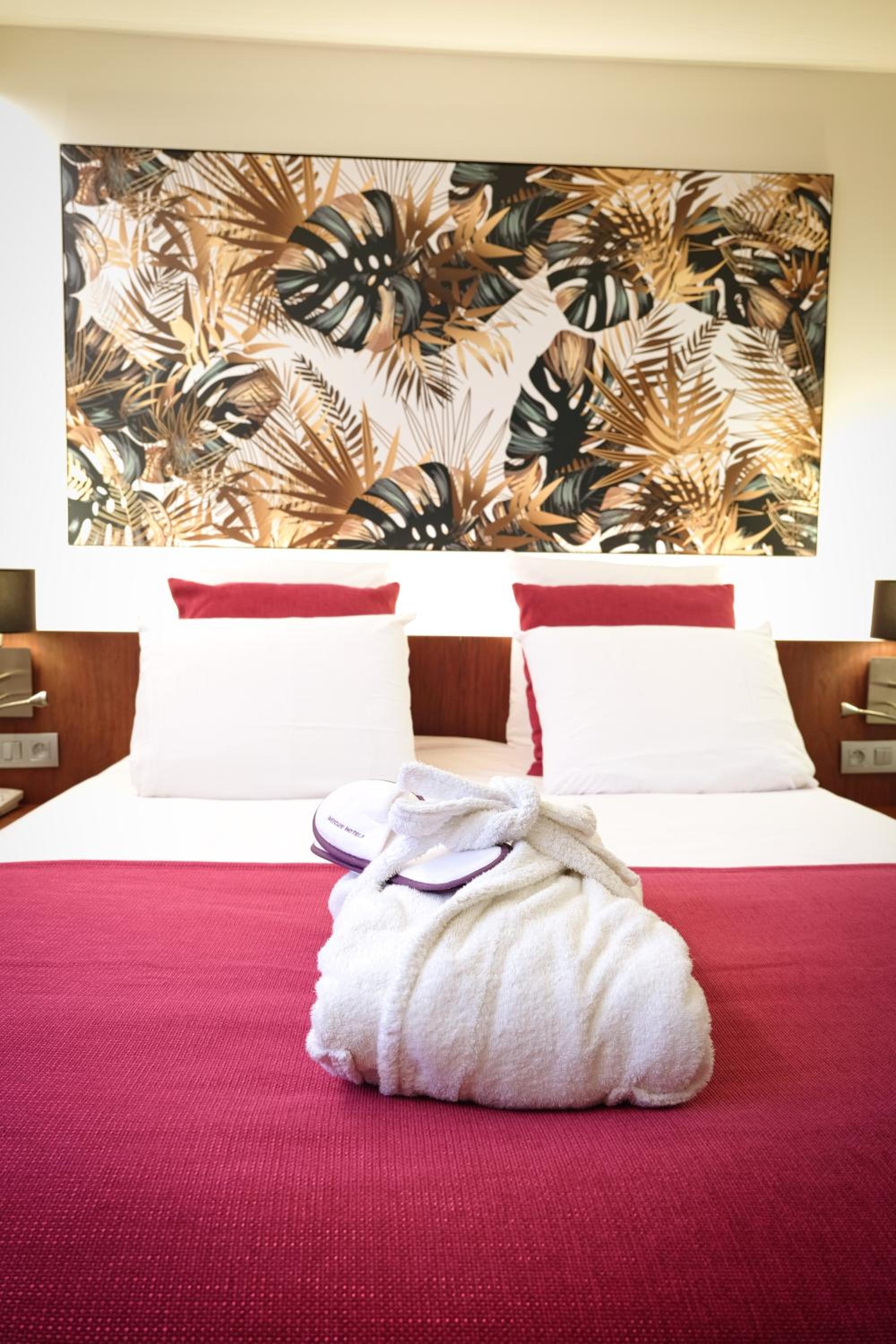 Standard Double Room - Photo 21