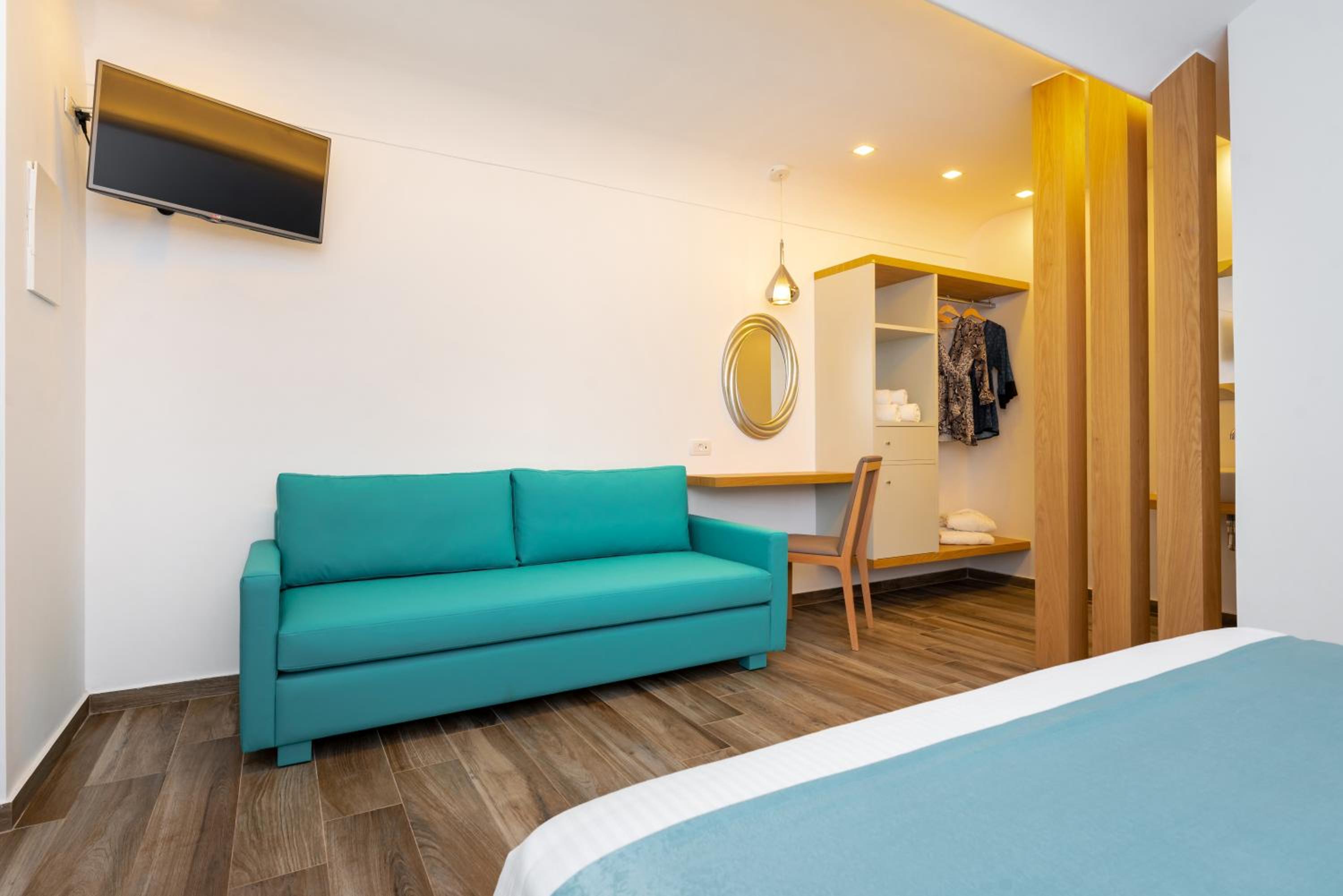 Standard Room photo 2