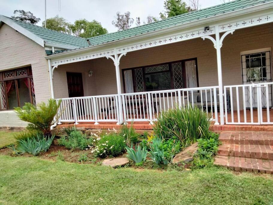 Four-Bedroom House photo 2
