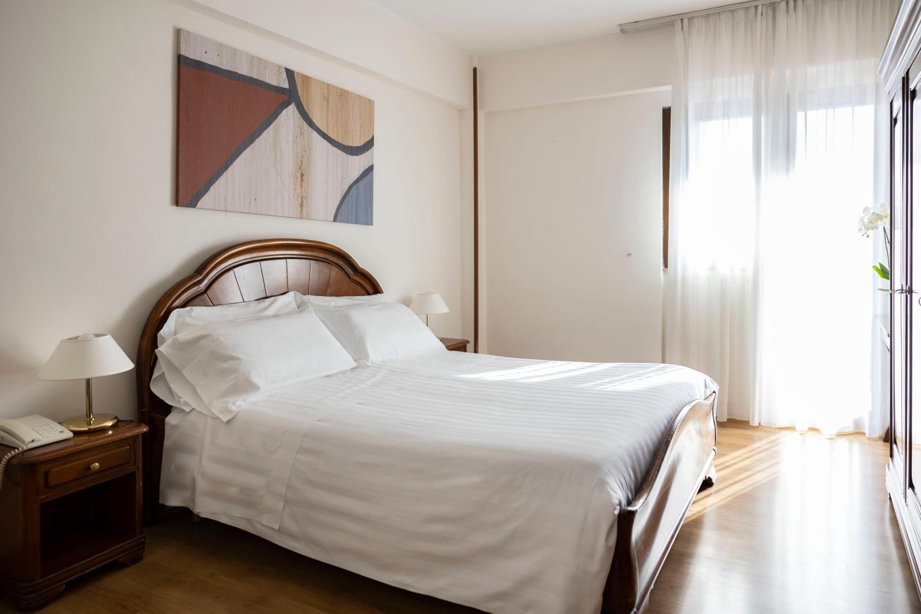Standard Double or Twin Room photo 1