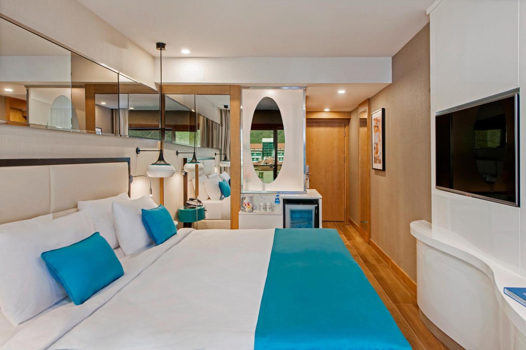 Superior Room with Queen Size Bed
