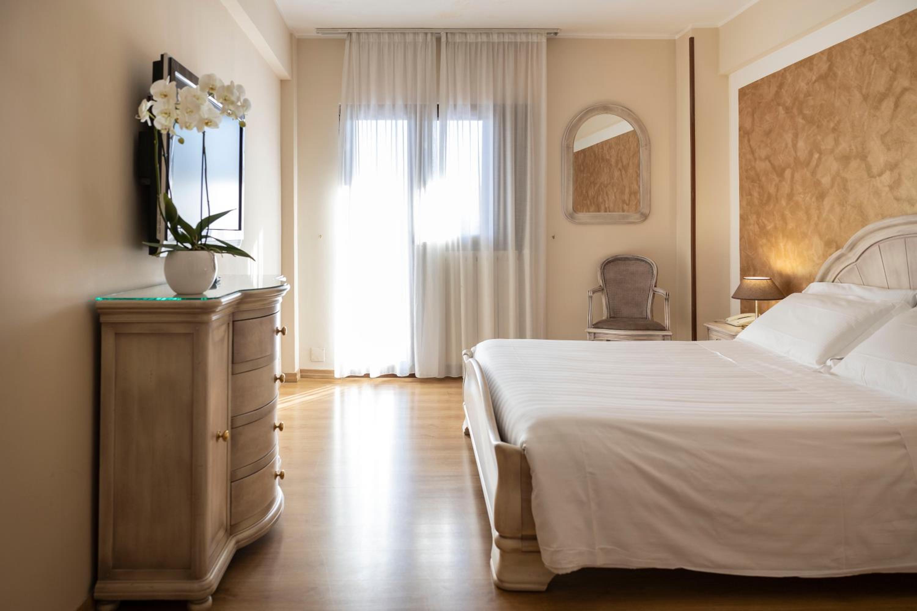 Superior Double or Twin Room photo 1