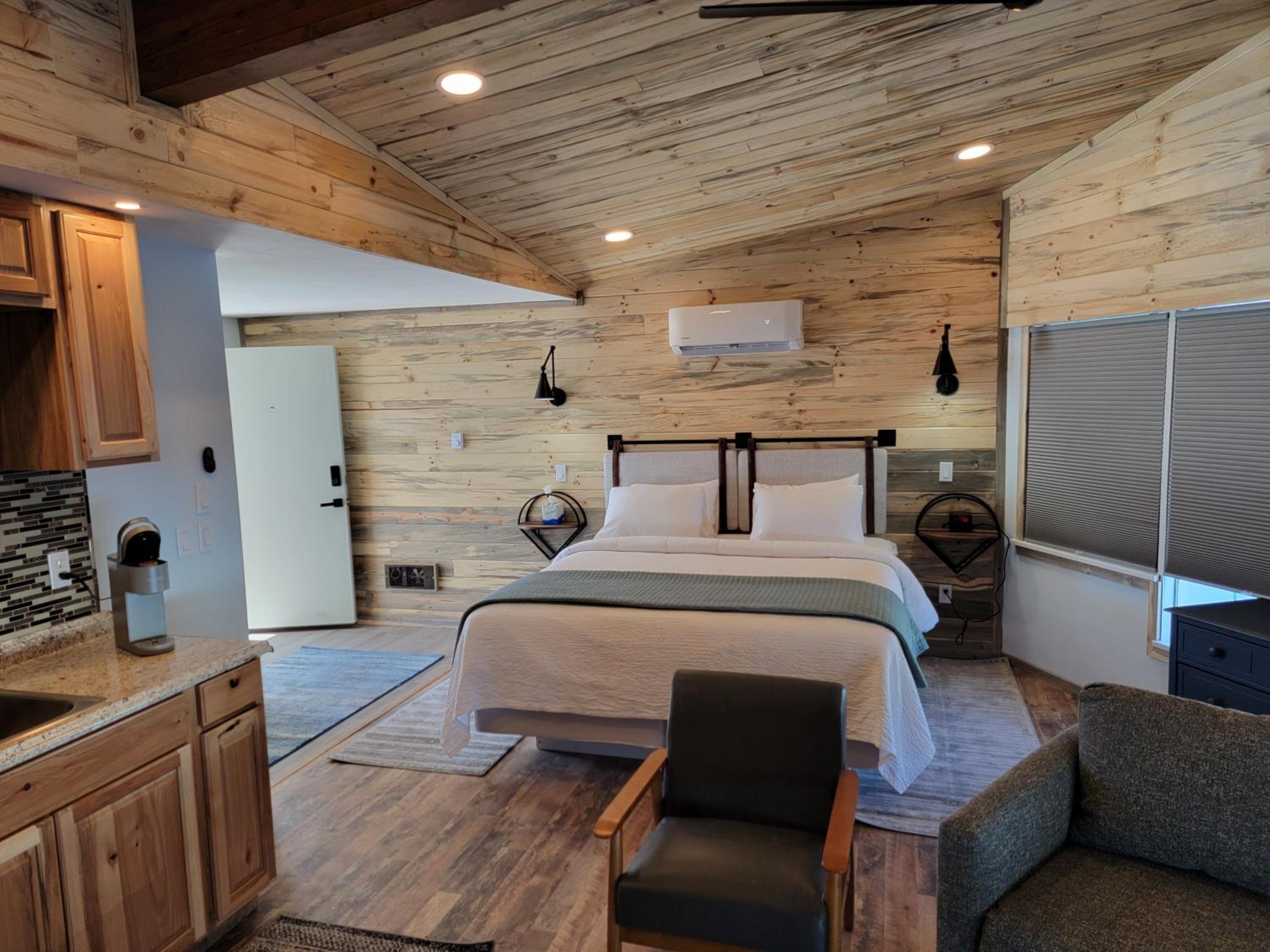 Keystone King Suite photo 2