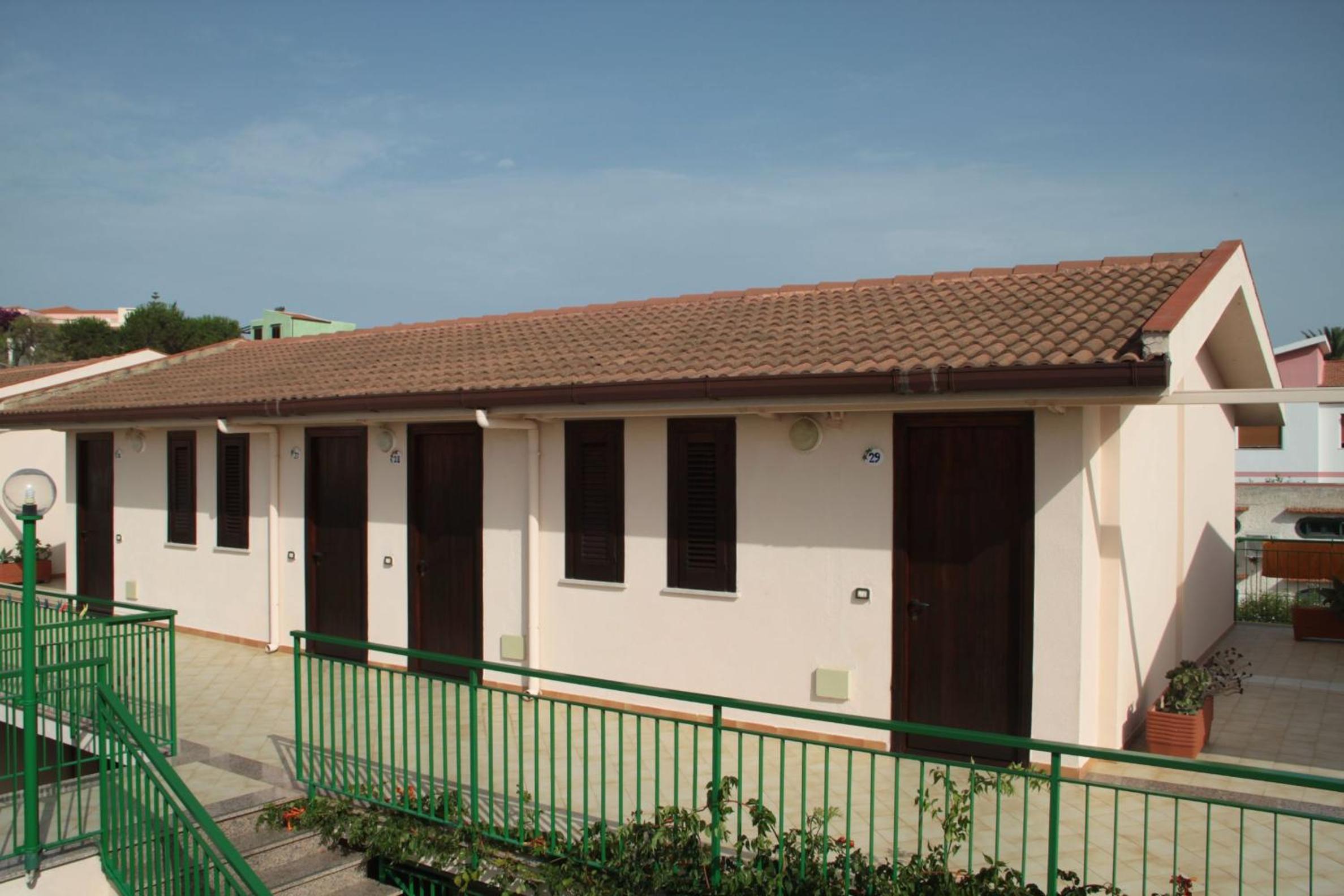 One-Bedroom House photo 2