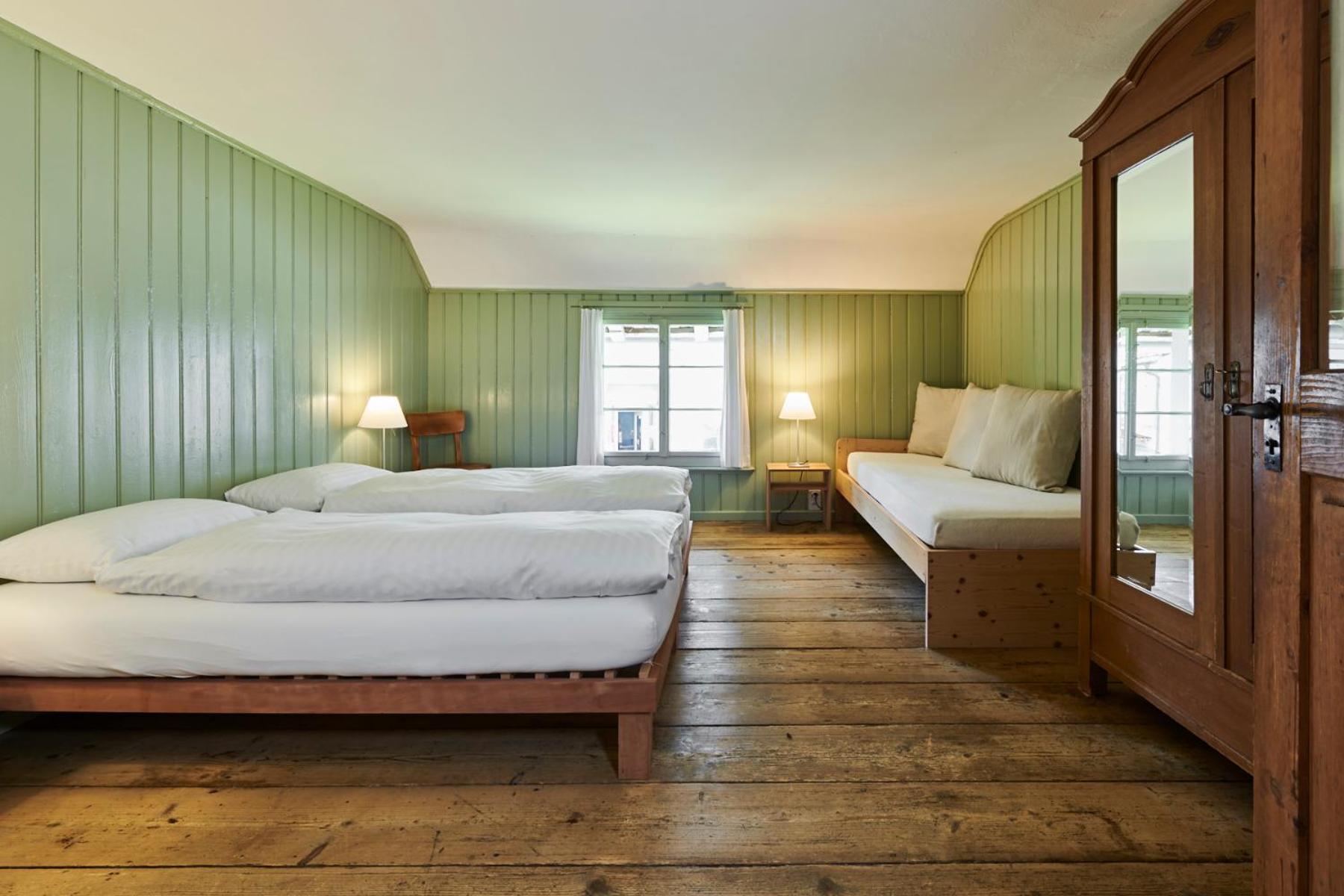 Economy Triple Room with Shared Bathroom