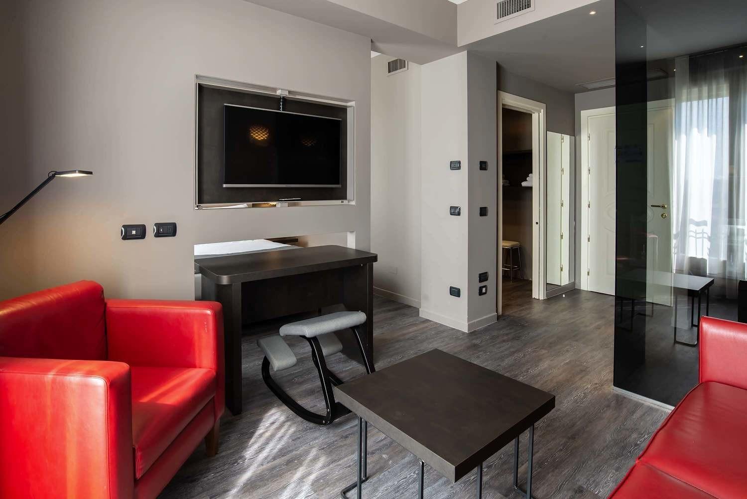 Family Room photo 1
