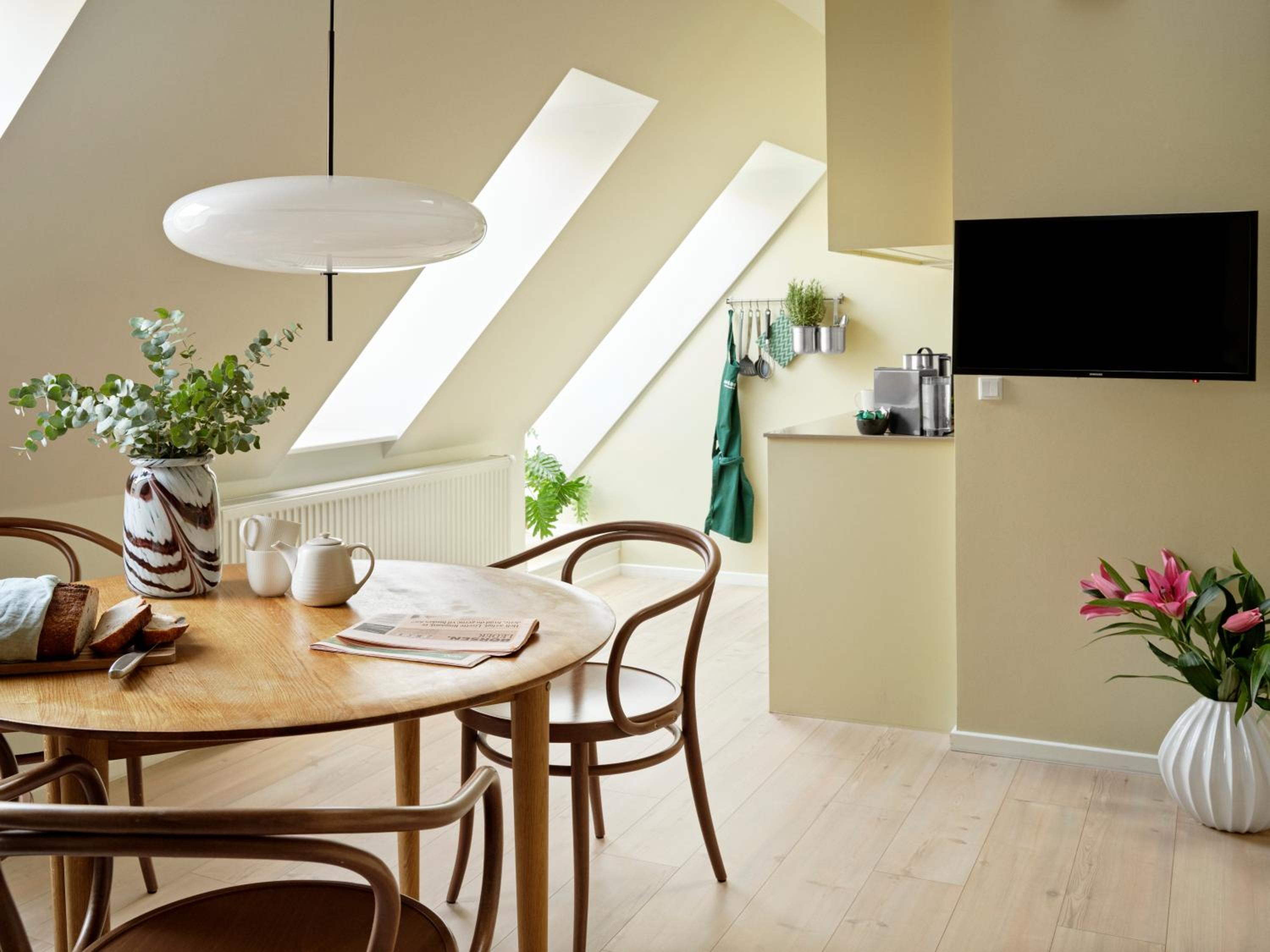 Split level Apartment - Loft Bed (Two Double Beds)