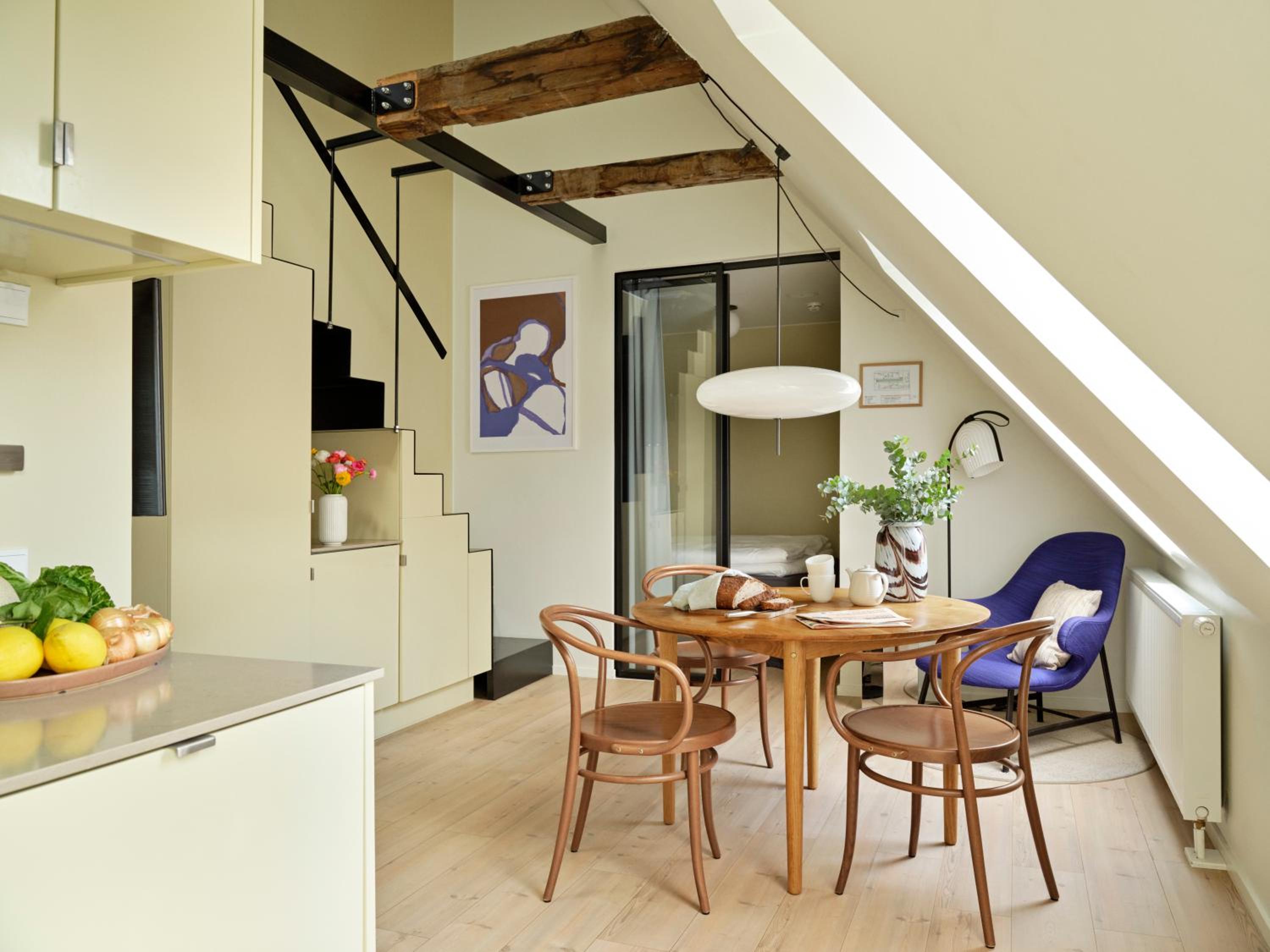Split level Apartment - Loft Bed (Two Double Beds)