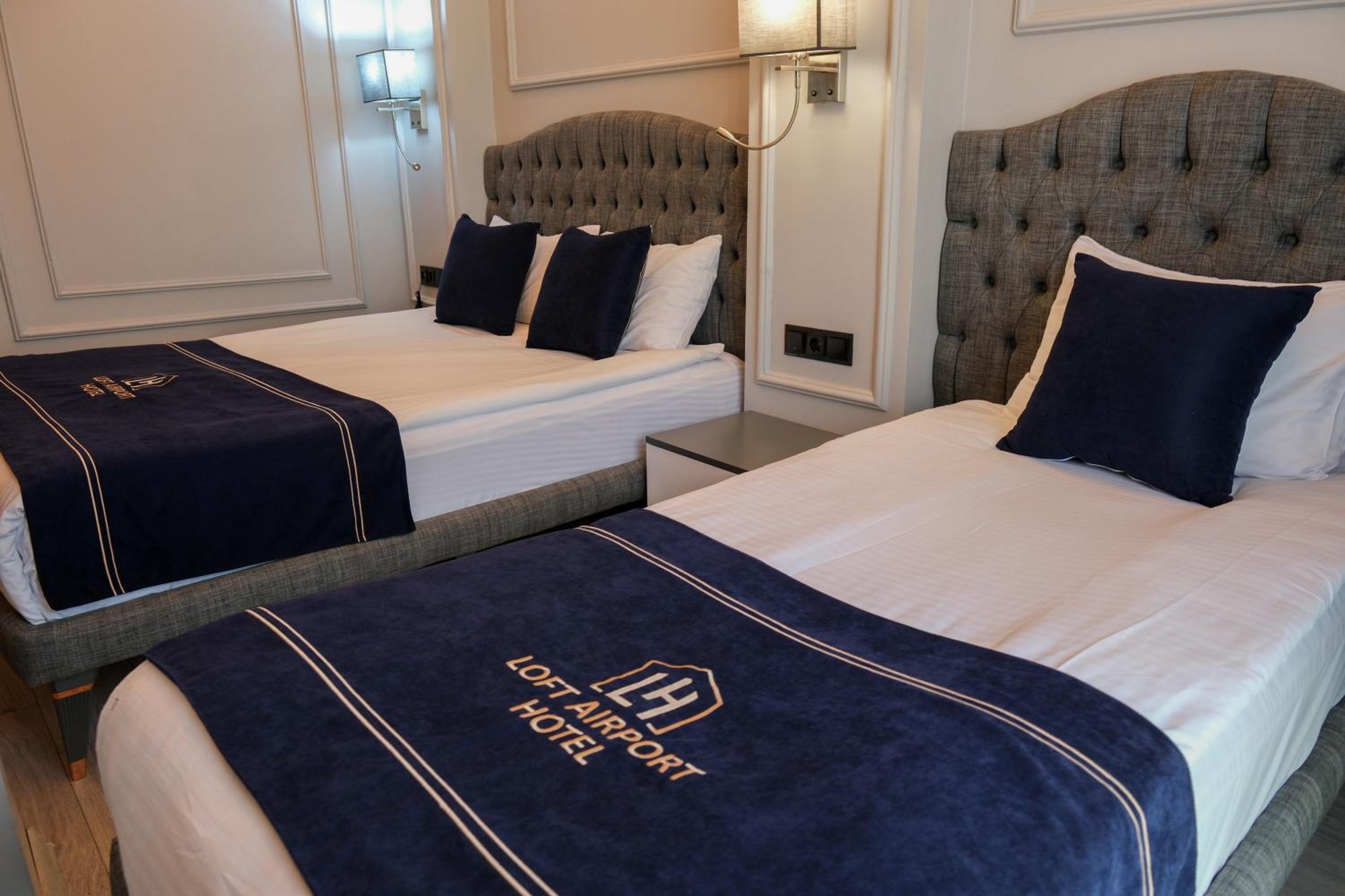 Deluxe Triple Room - Photo 8