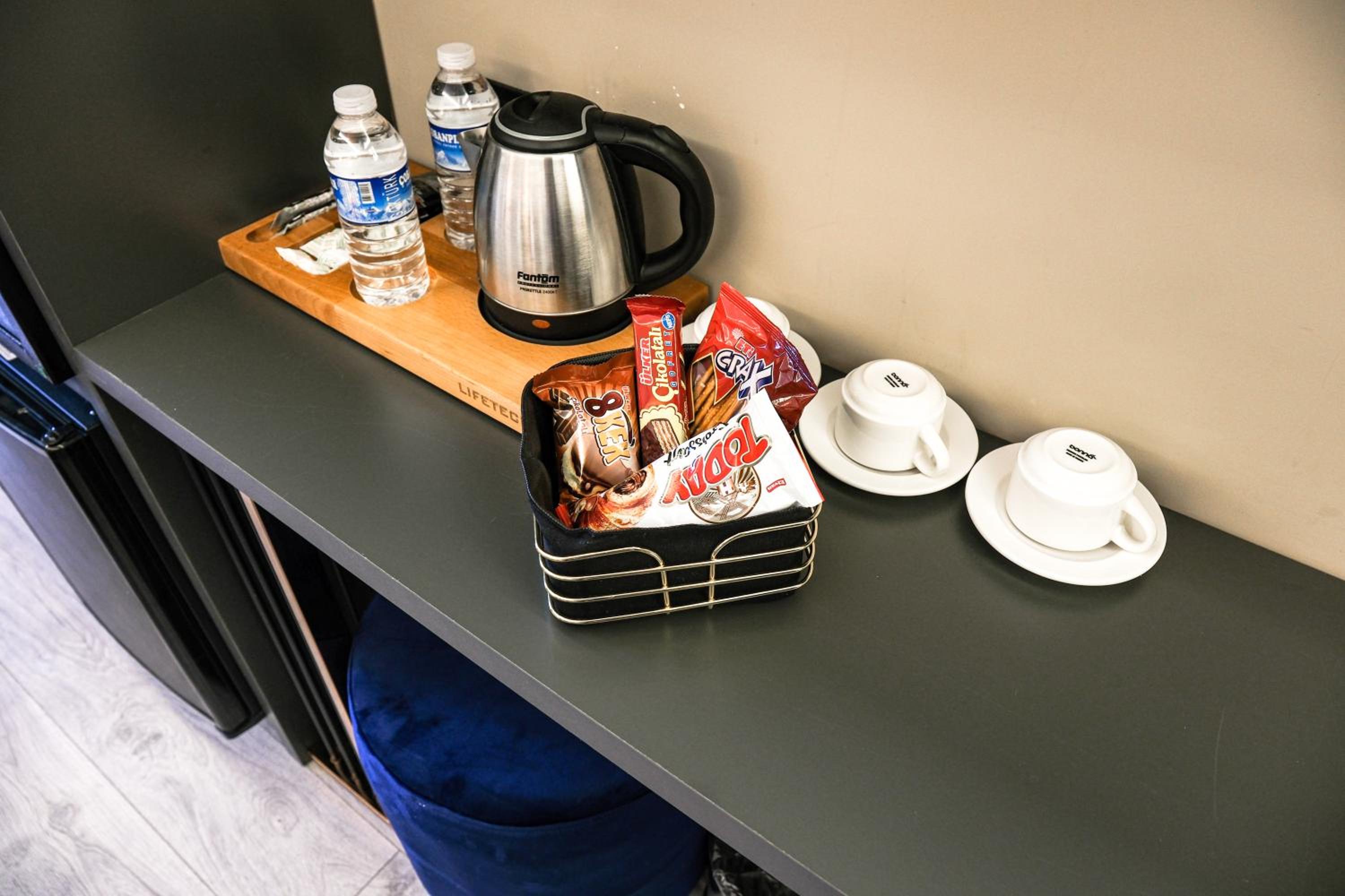Deluxe Triple Room - Photo 9