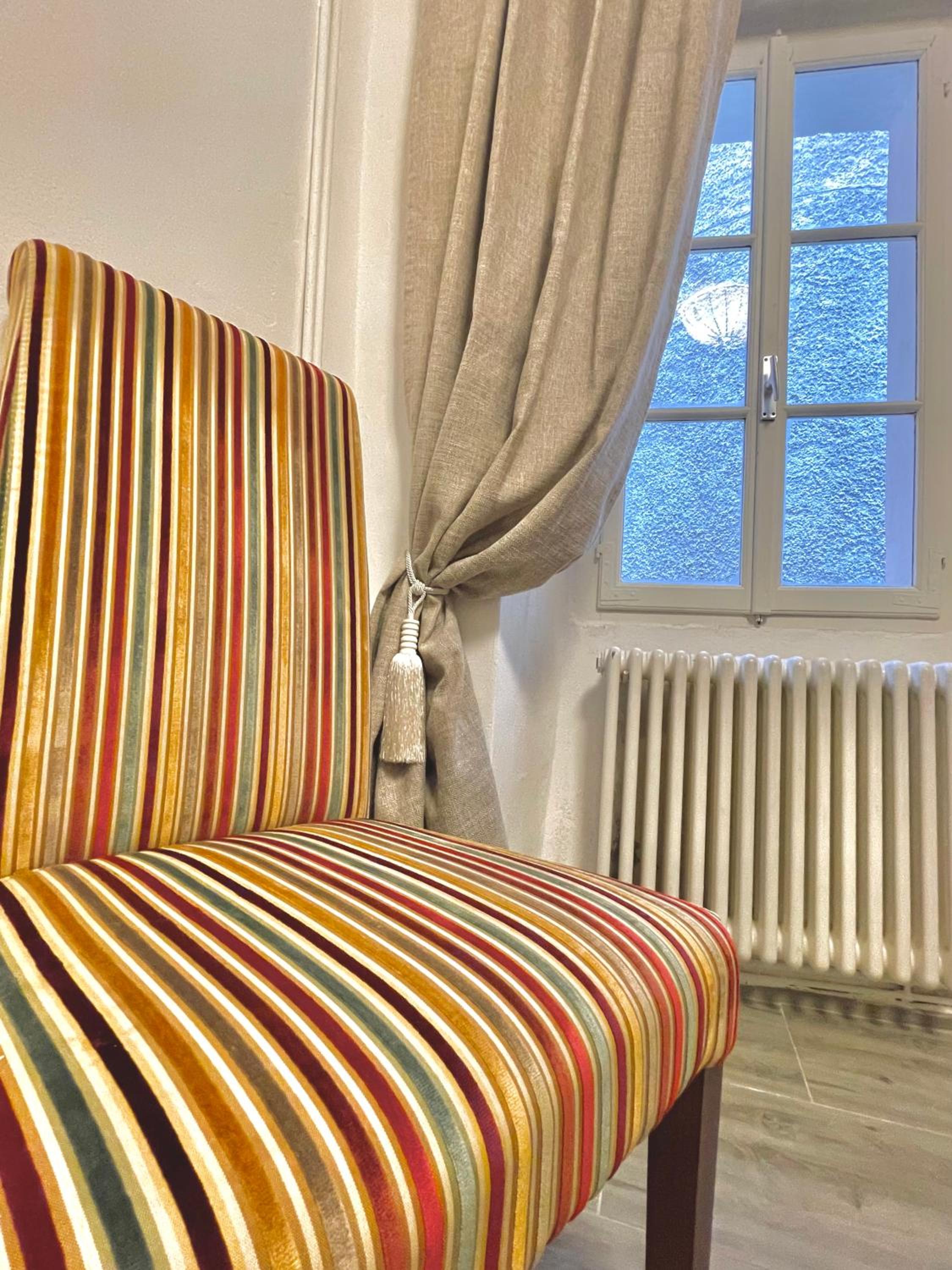 Apartment - Split Level - Photo 11