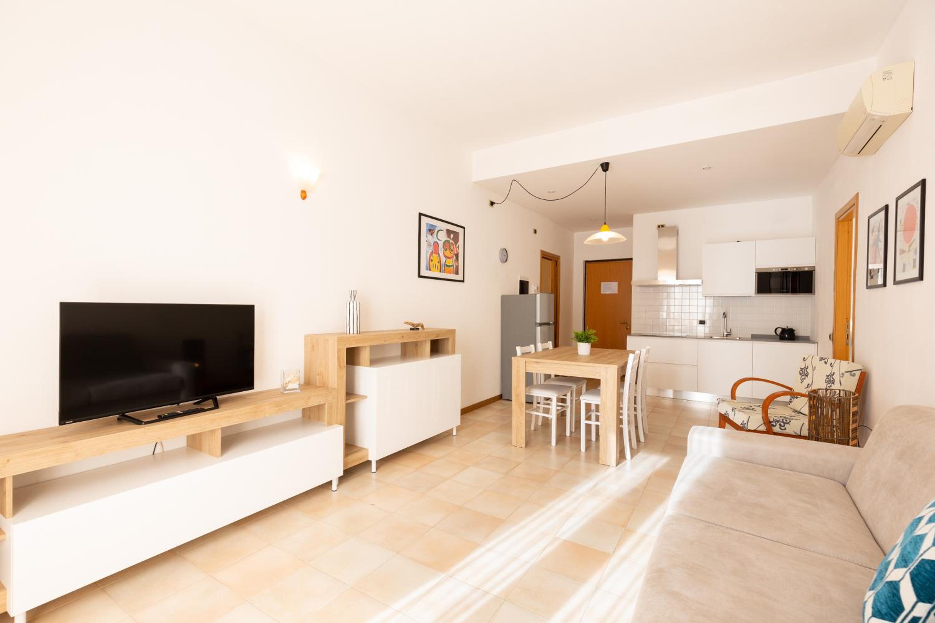 Superior One-Bedroom Apartment photo 1
