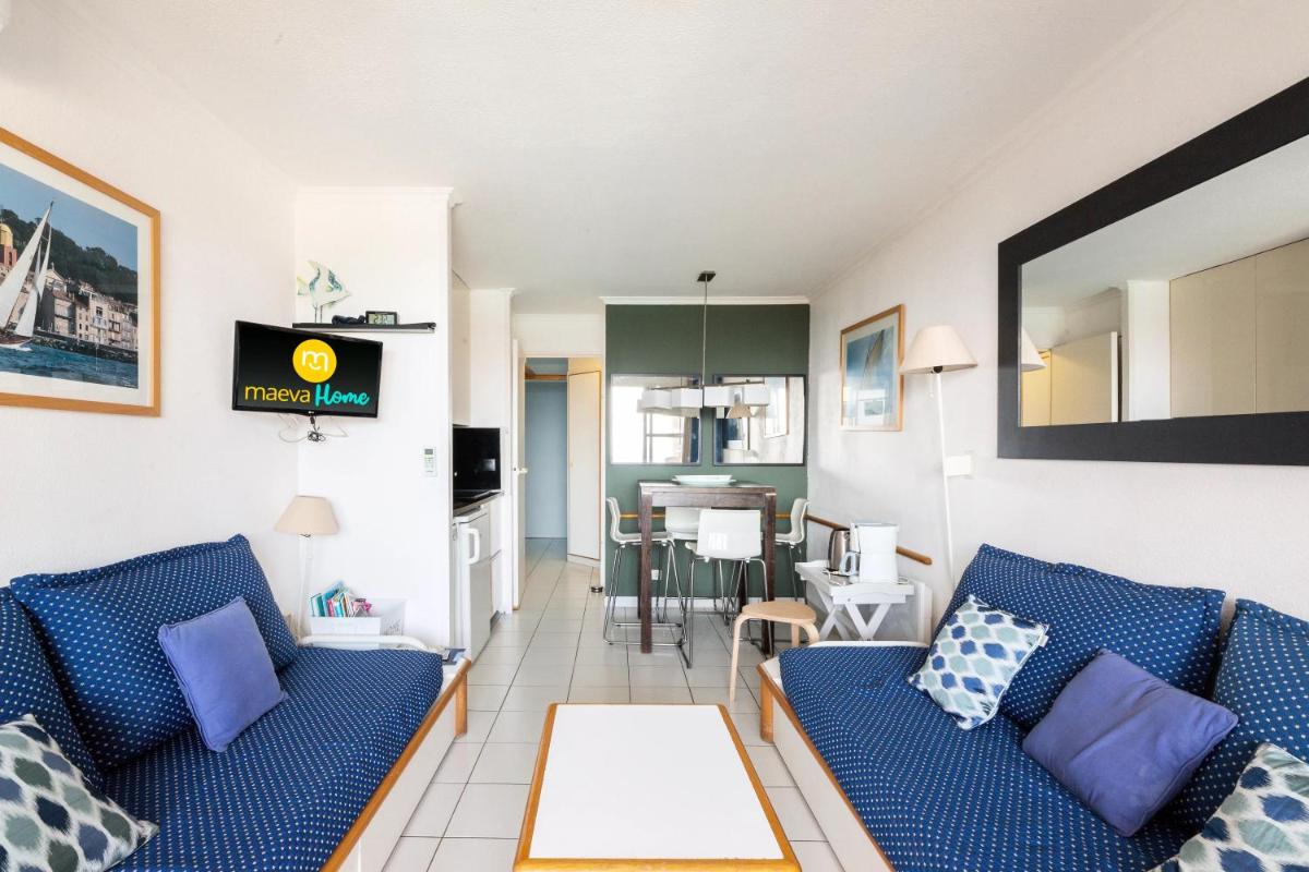 Select Studio (5 People)