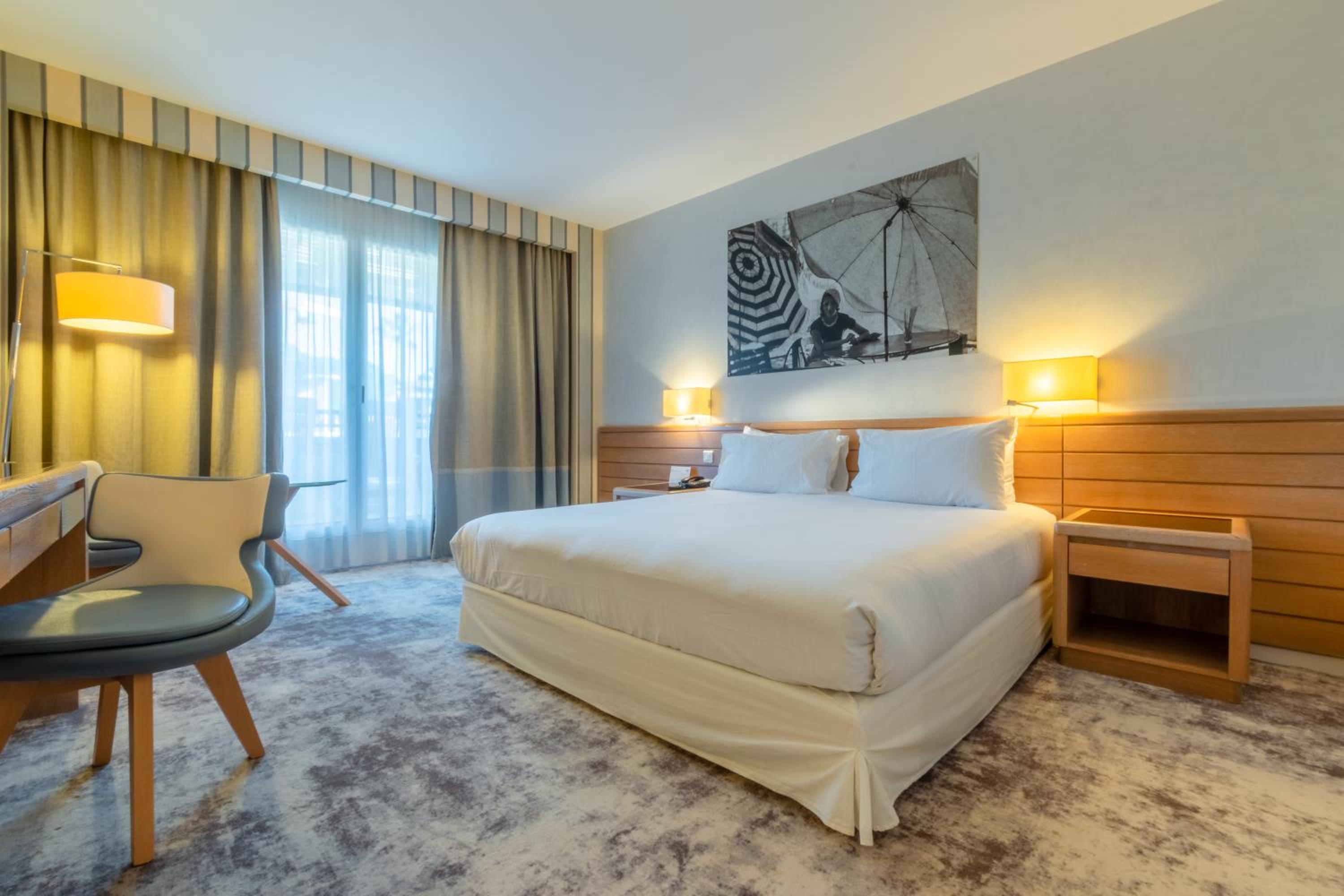 Standard Double Room with Balcony - Photo 19
