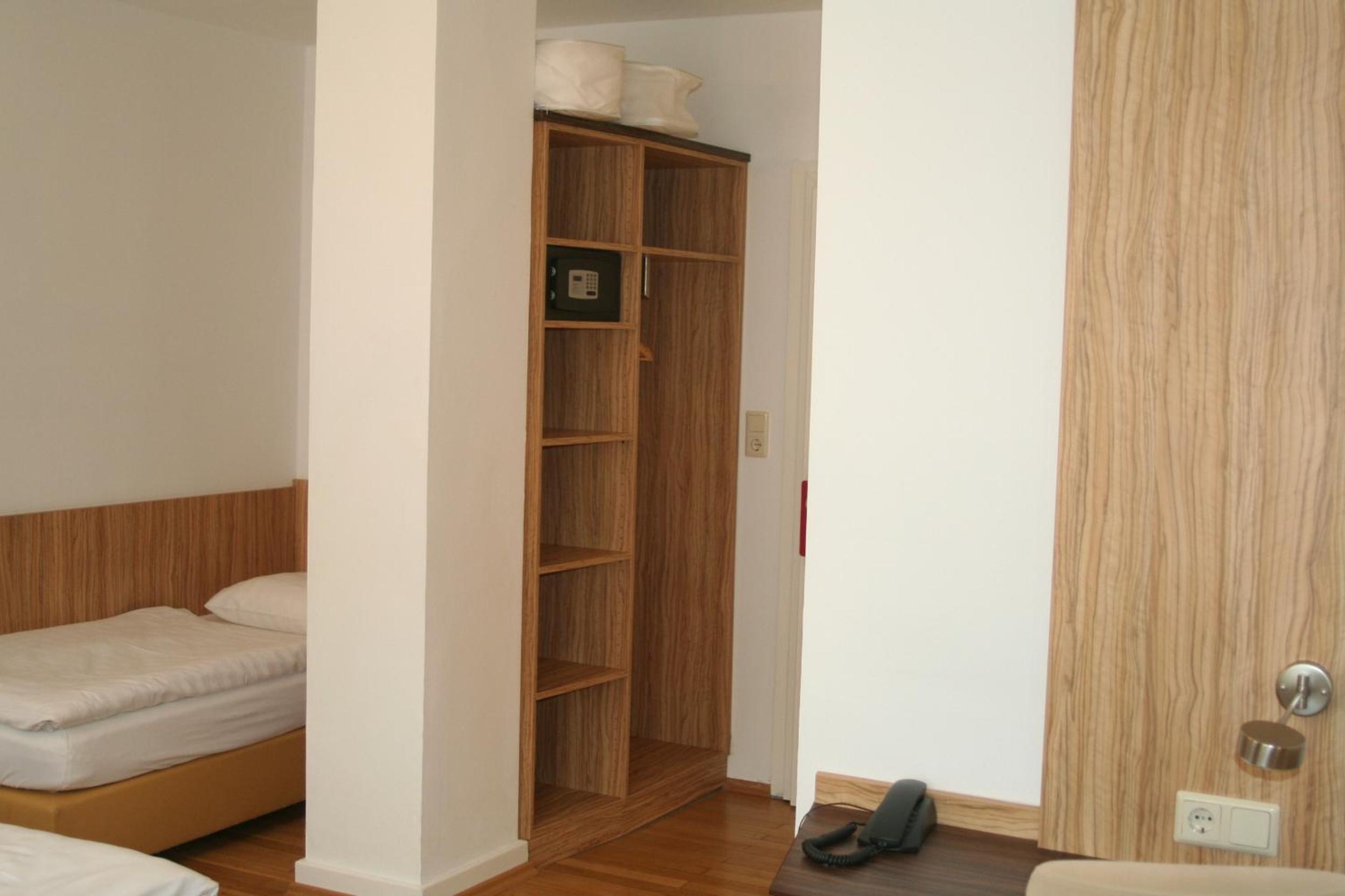 Triple Room - Photo 3