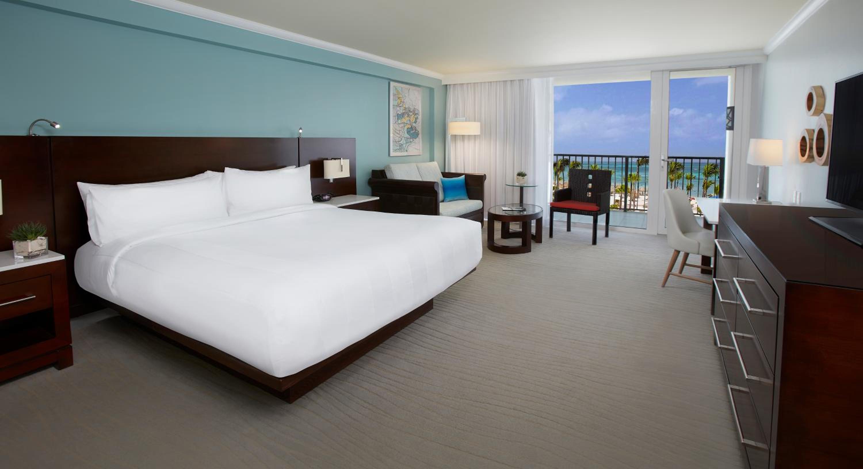 Premium Ocean View Room, King Bed - Photo 1