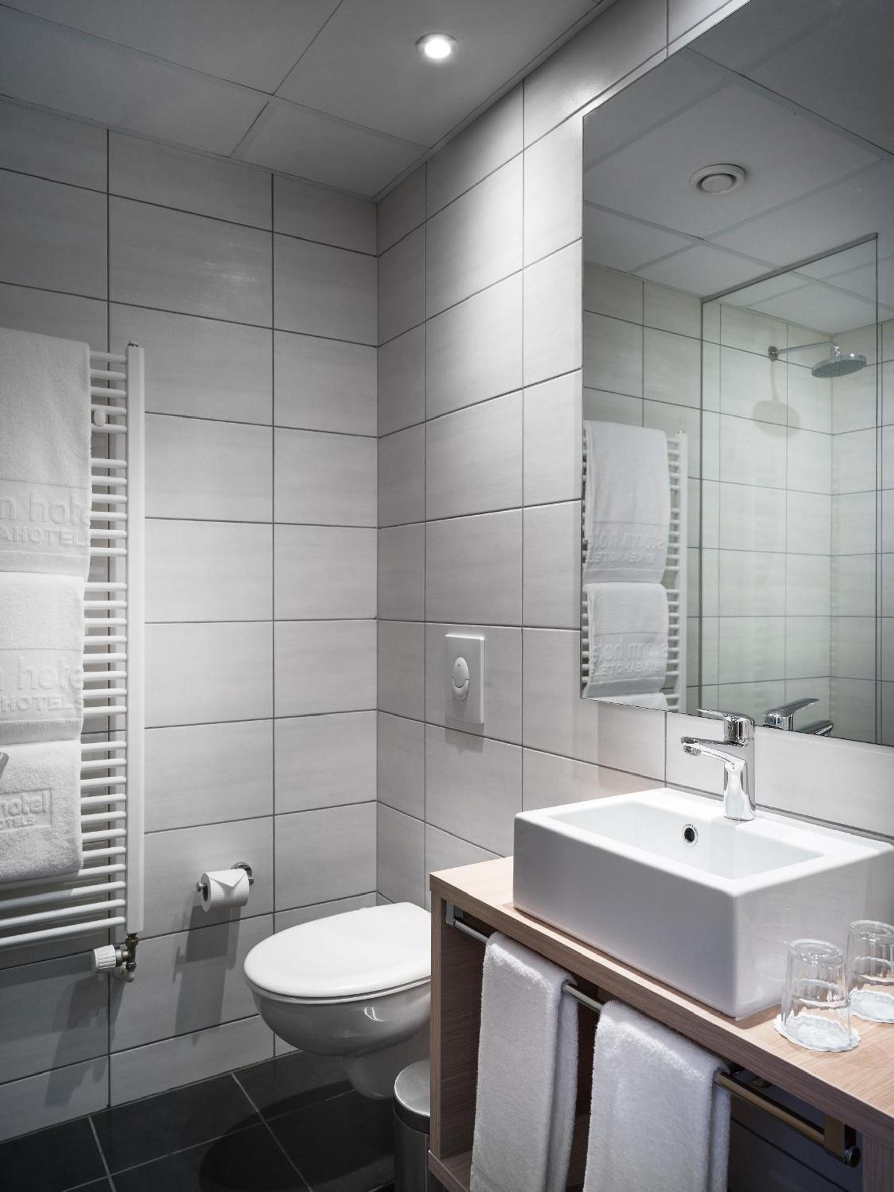 Double or Twin Room photo 2