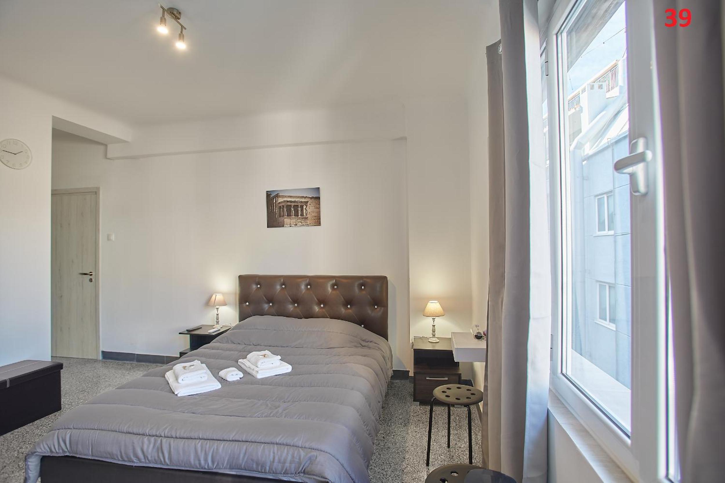 Deluxe Double Room with Extra Bed photo 1